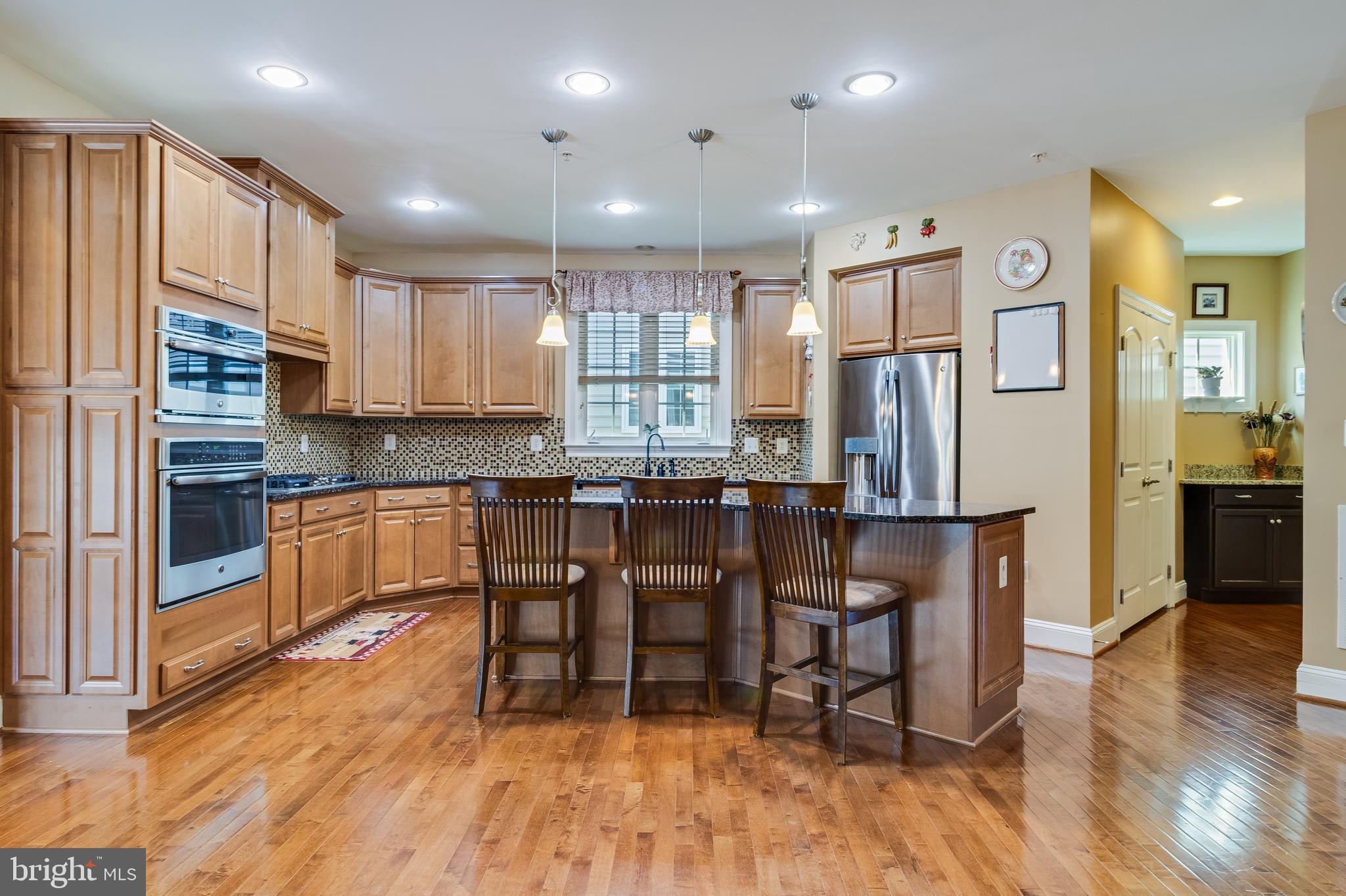 OAK CREEK - Residential