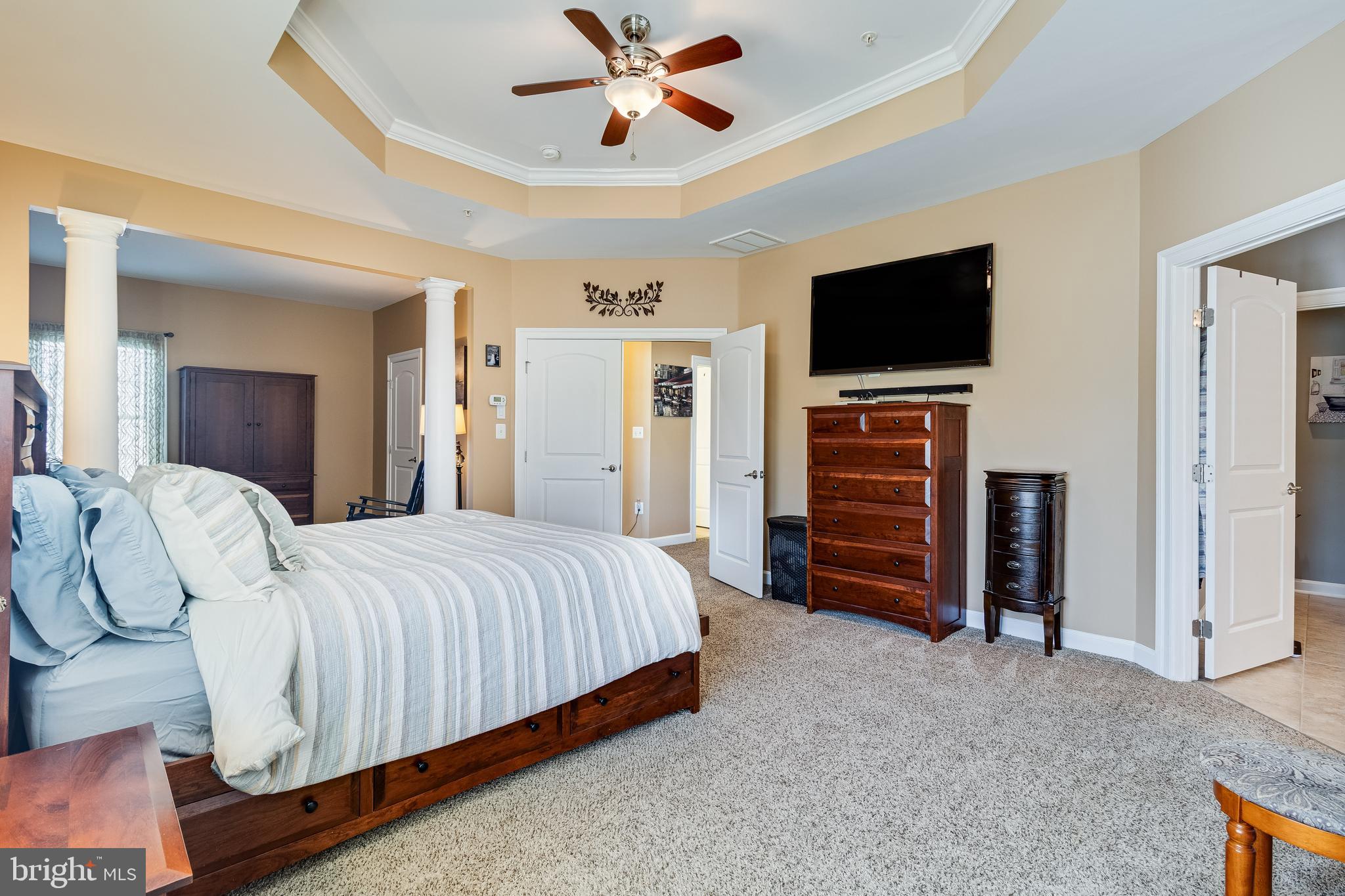 OAK CREEK - Residential