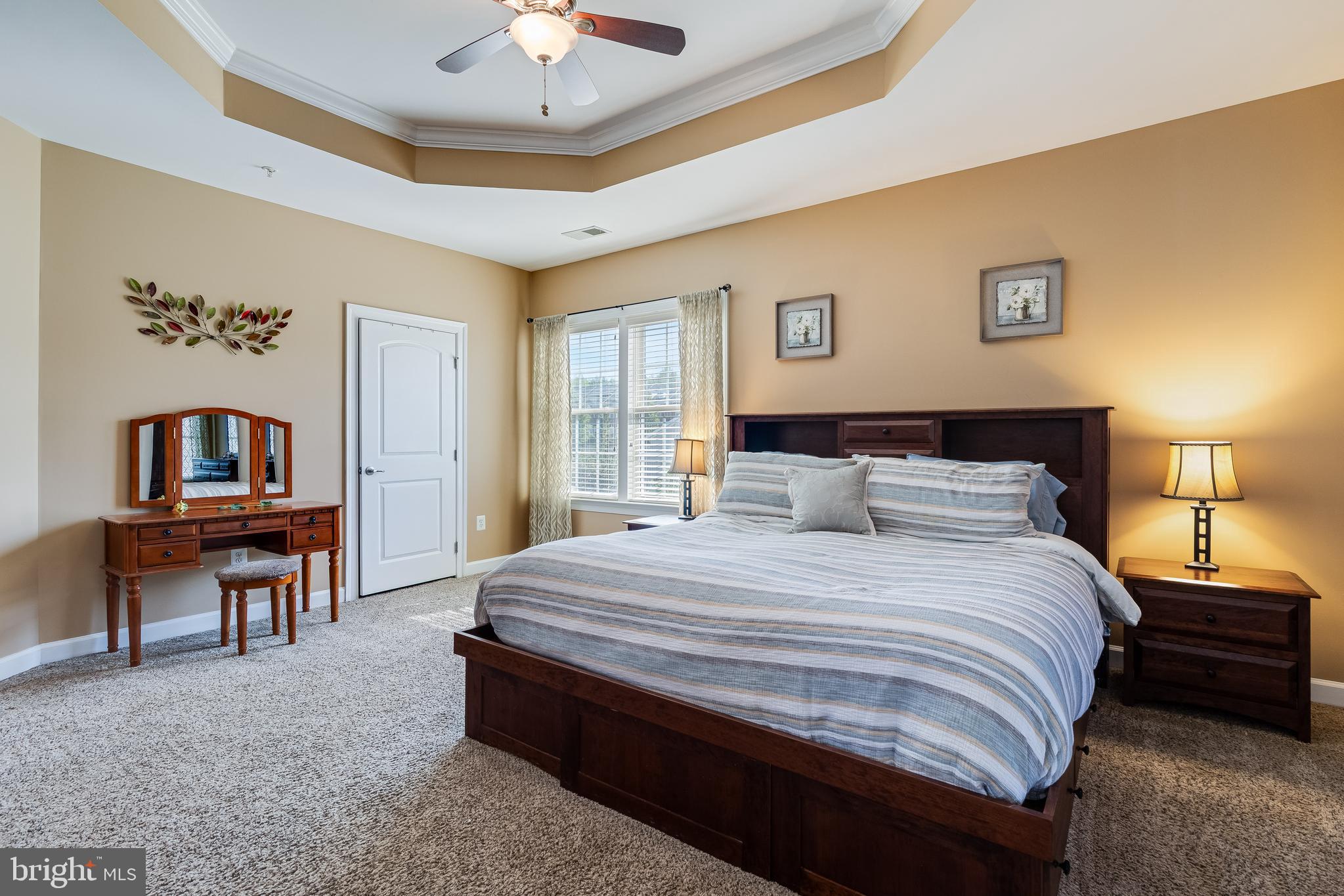 OAK CREEK - Residential