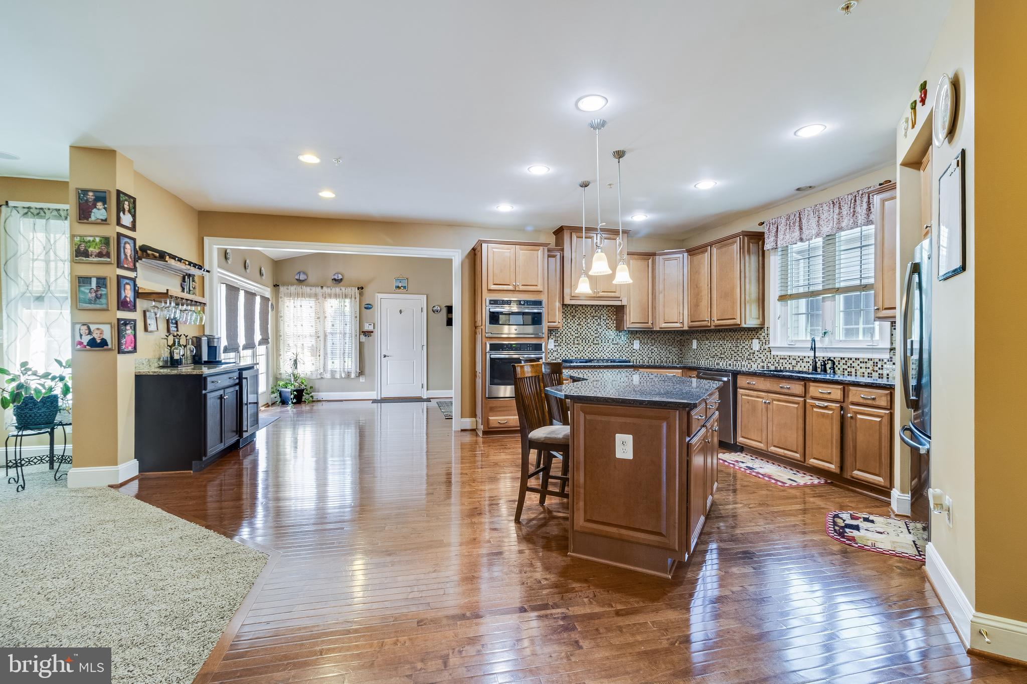 OAK CREEK - Residential