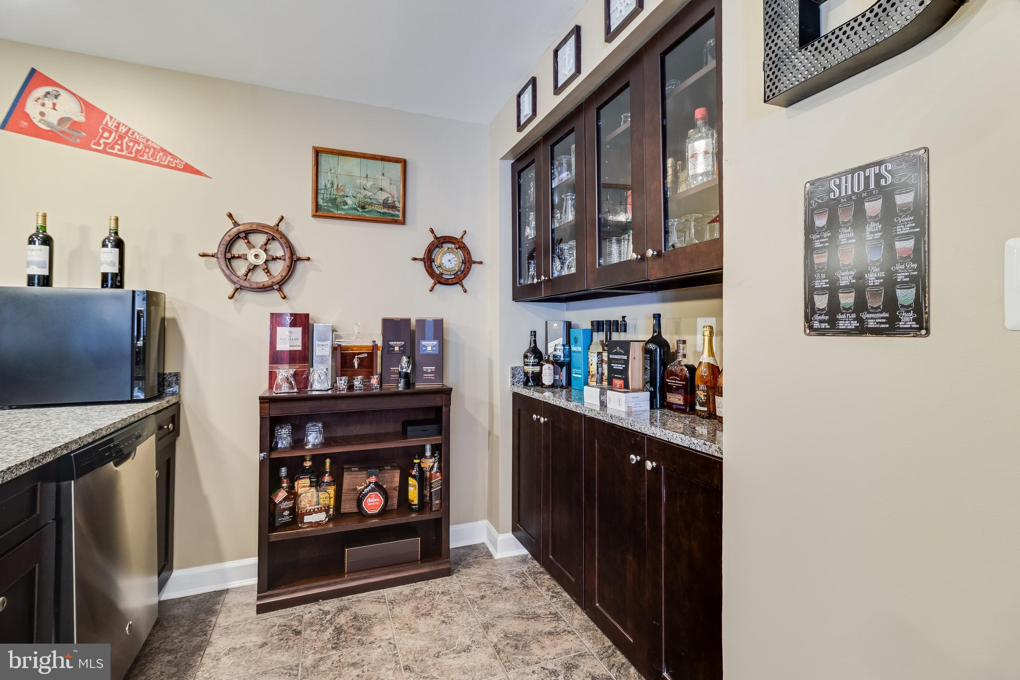 OAK CREEK - Residential