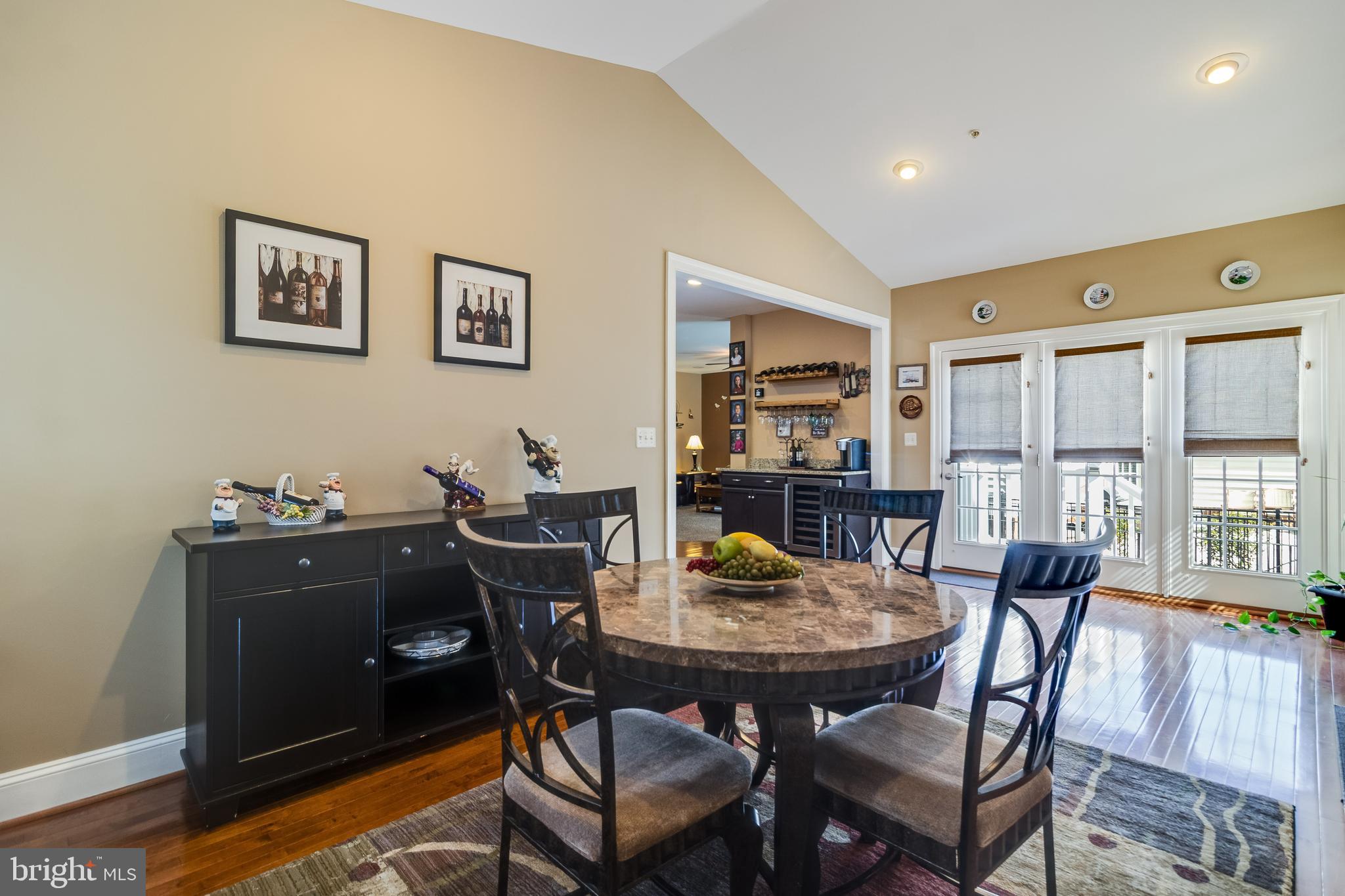 OAK CREEK - Residential