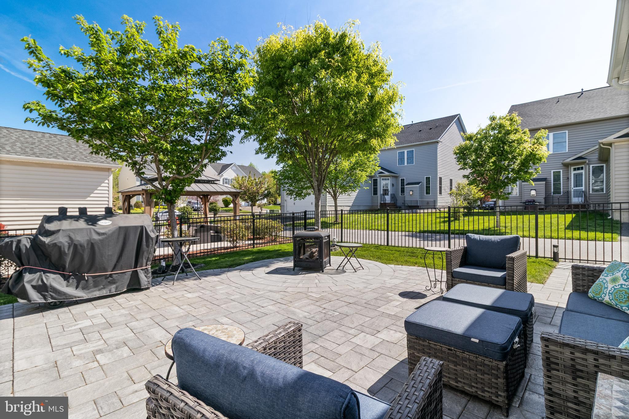 OAK CREEK - Residential