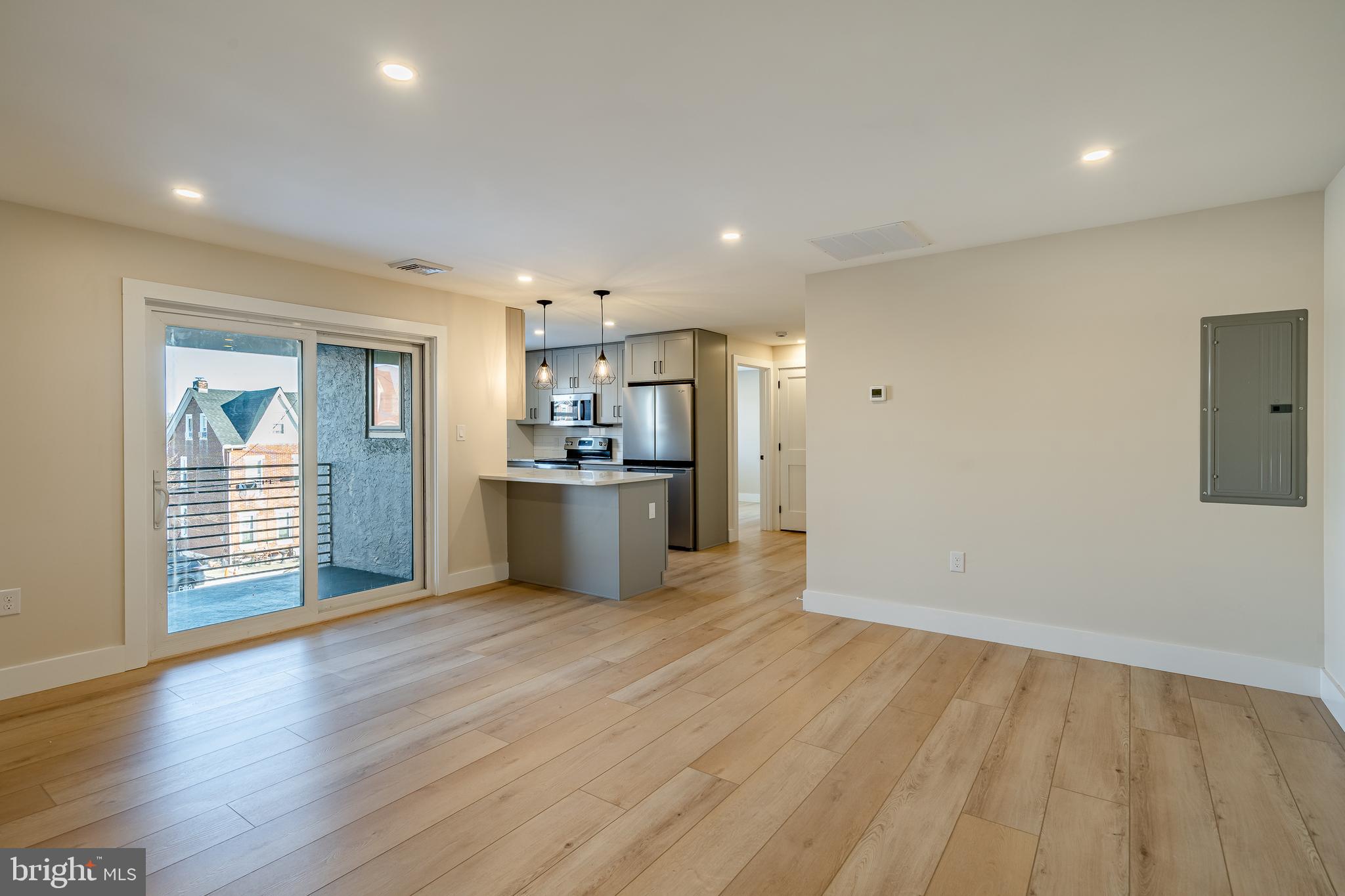 530 WASHINGTON AVENUE 7