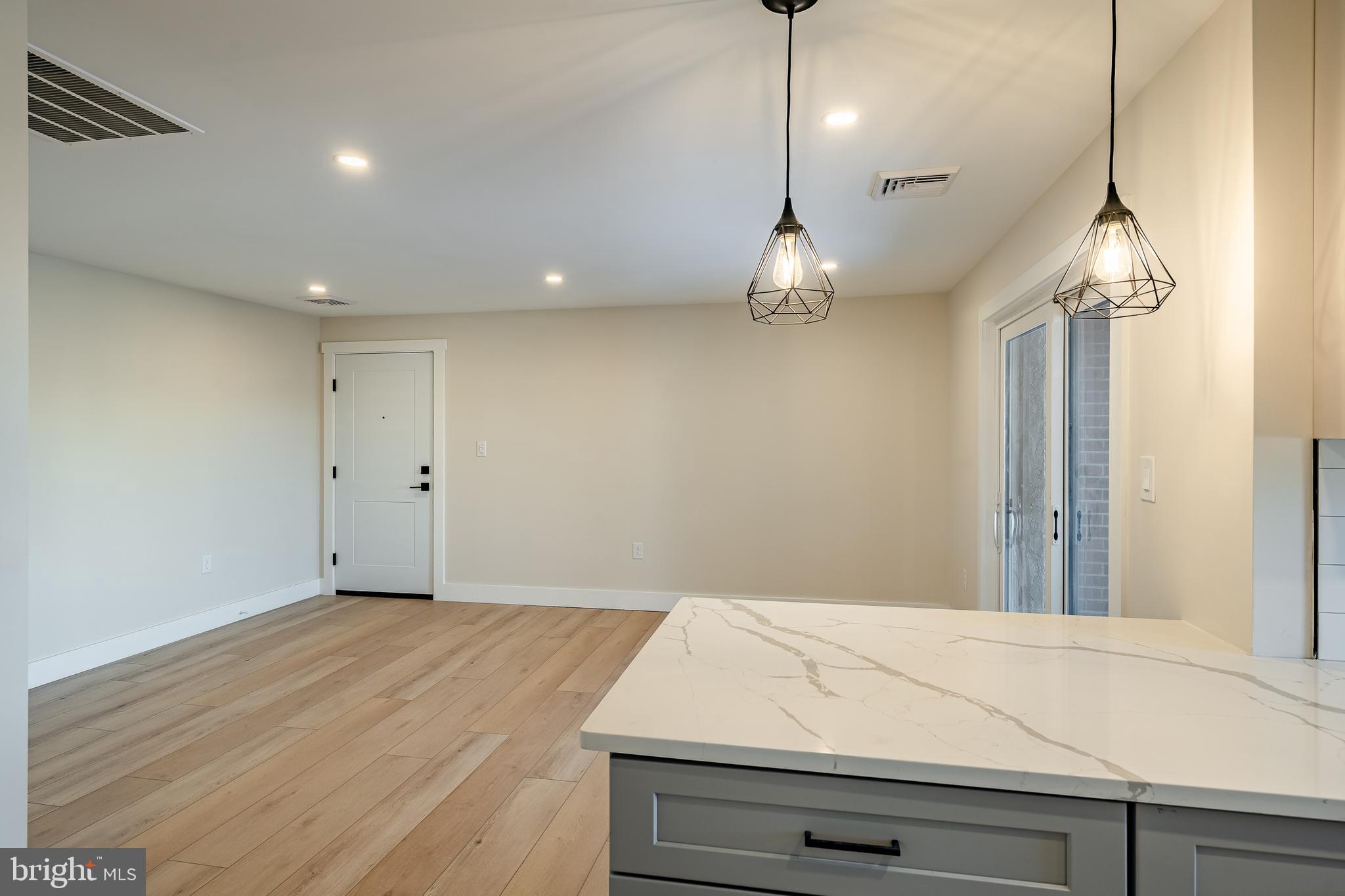 530 WASHINGTON AVENUE 7