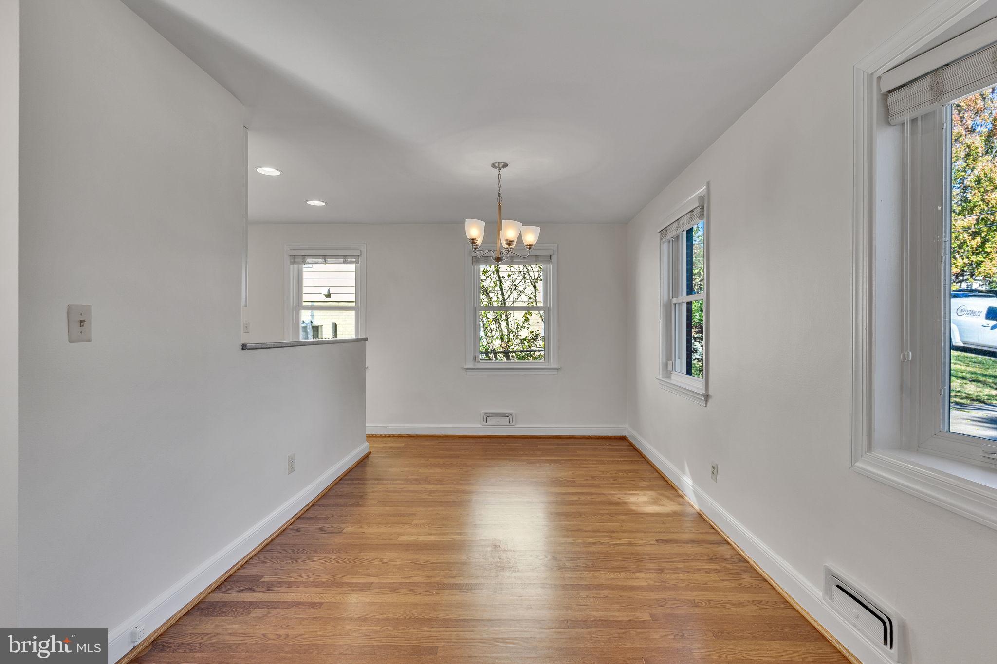 LEXINGTON VILLAGE - Residential Lease