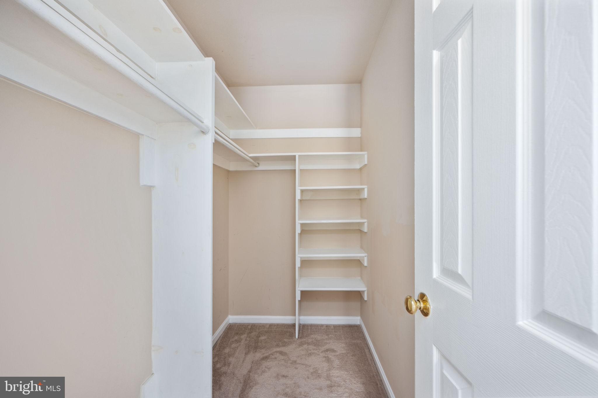 ROLLING OAKS - Residential