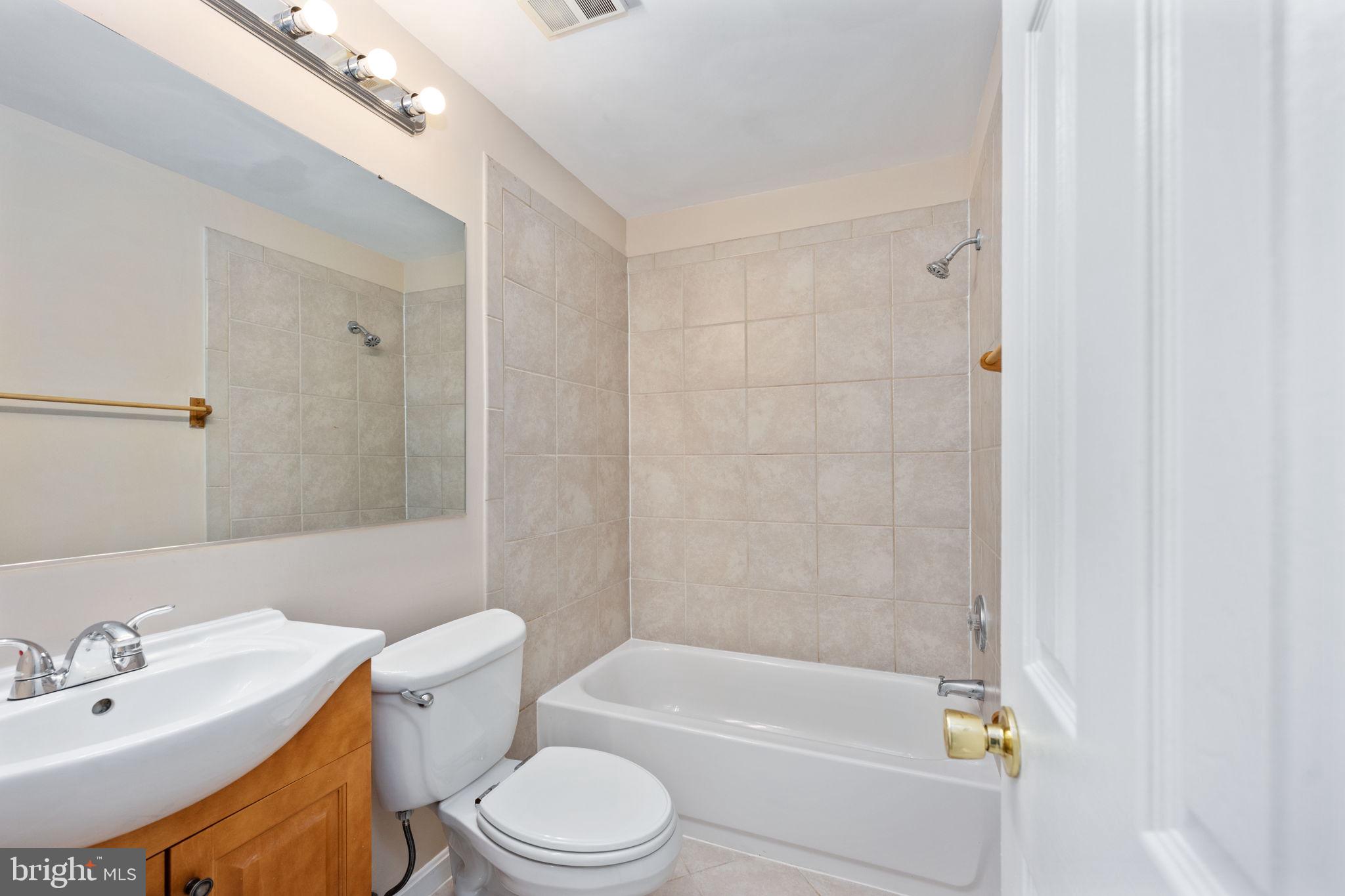 ROLLING OAKS - Residential