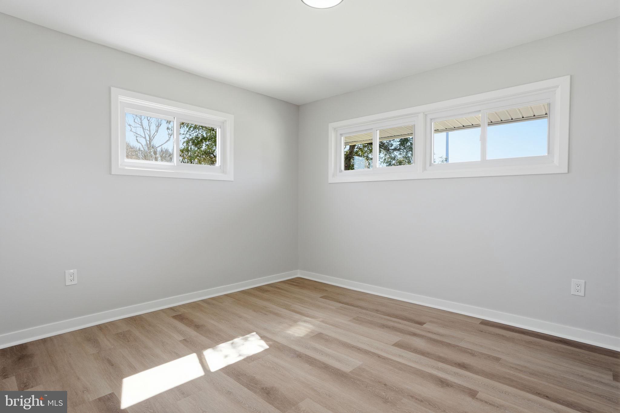 MILL CREEK FALLS - Residential