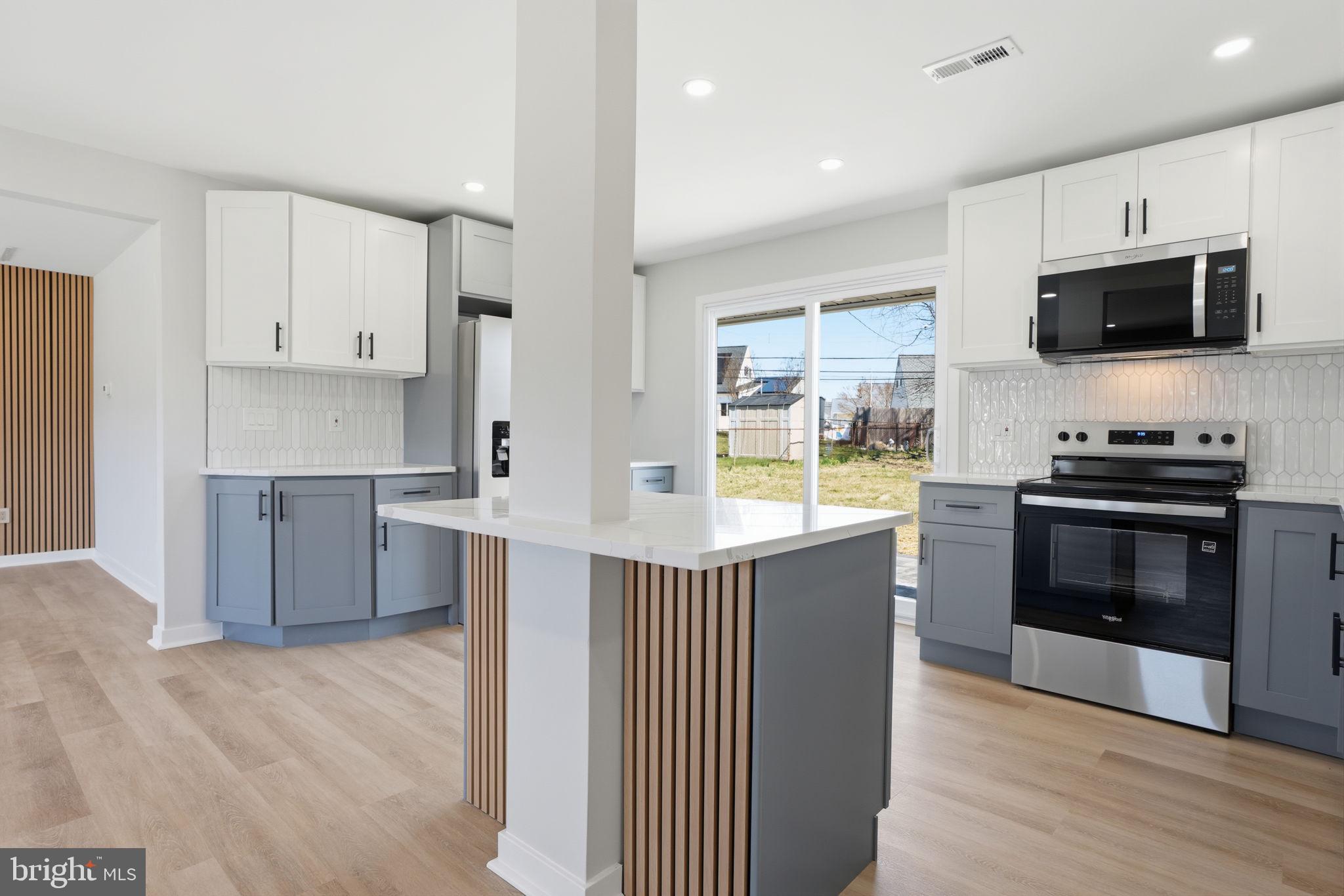 MILL CREEK FALLS - Residential