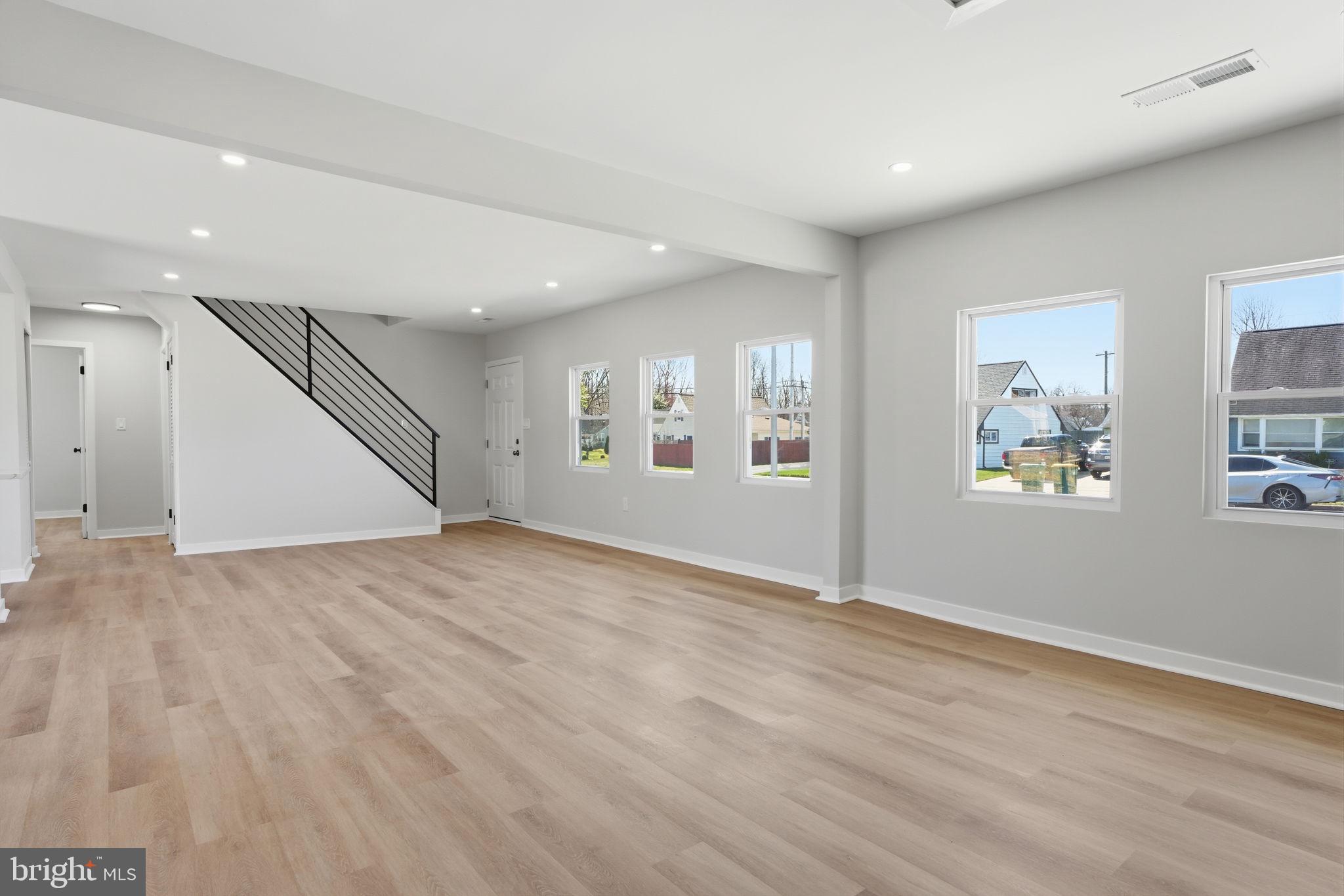 MILL CREEK FALLS - Residential