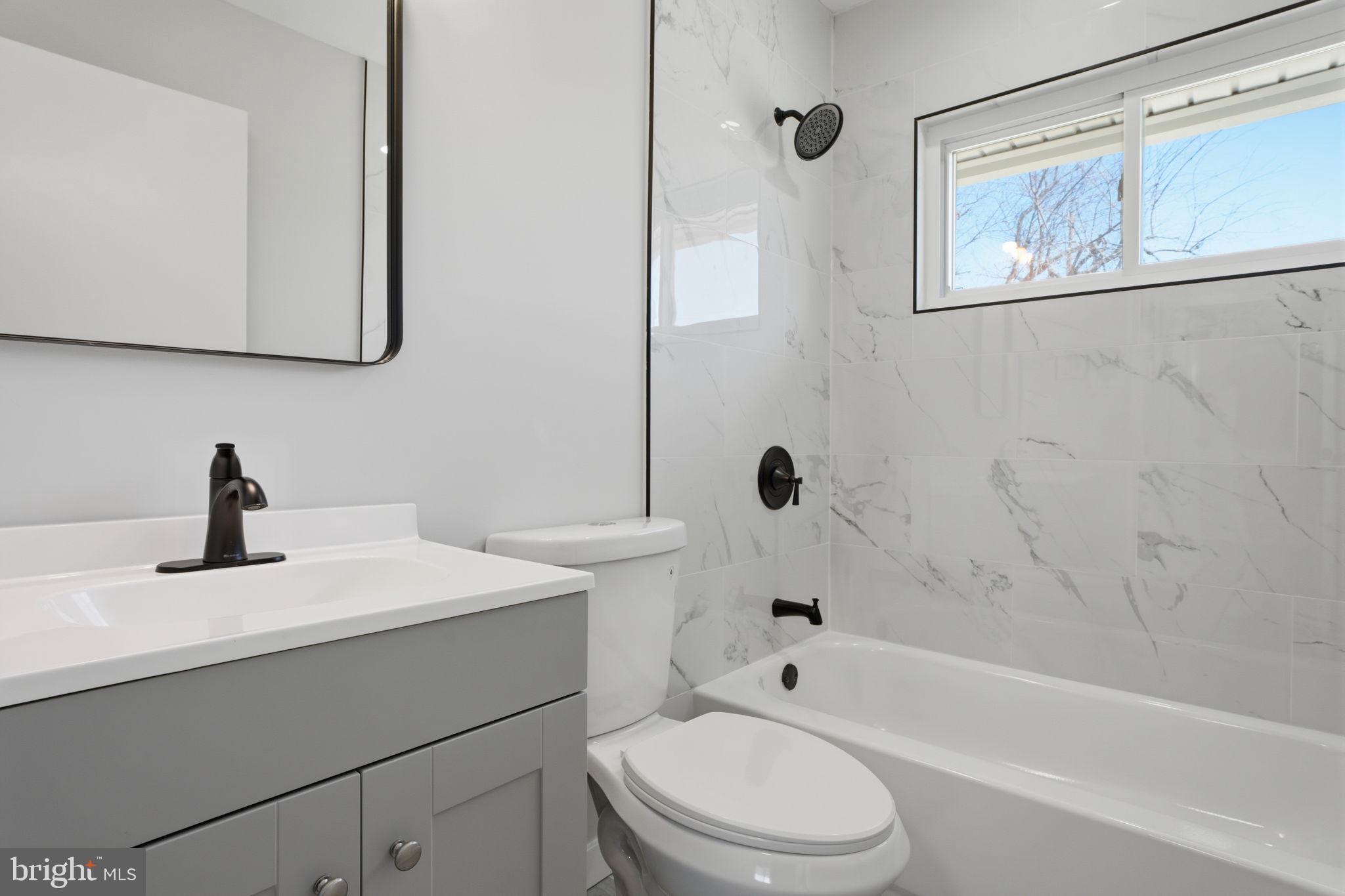 MILL CREEK FALLS - Residential