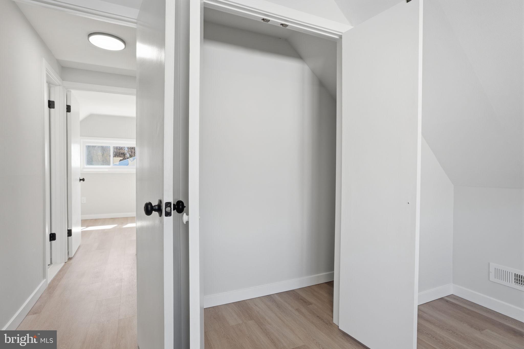 MILL CREEK FALLS - Residential