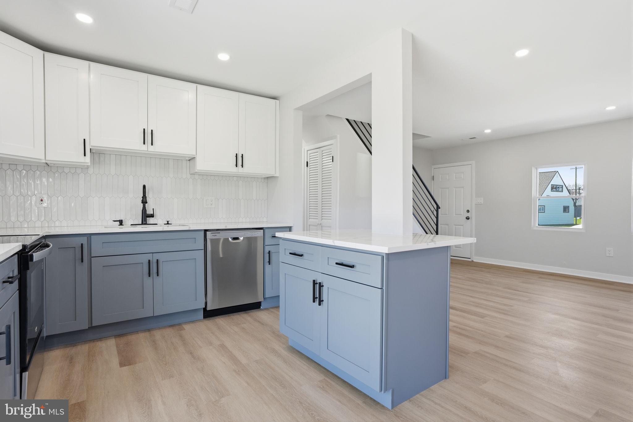 MILL CREEK FALLS - Residential