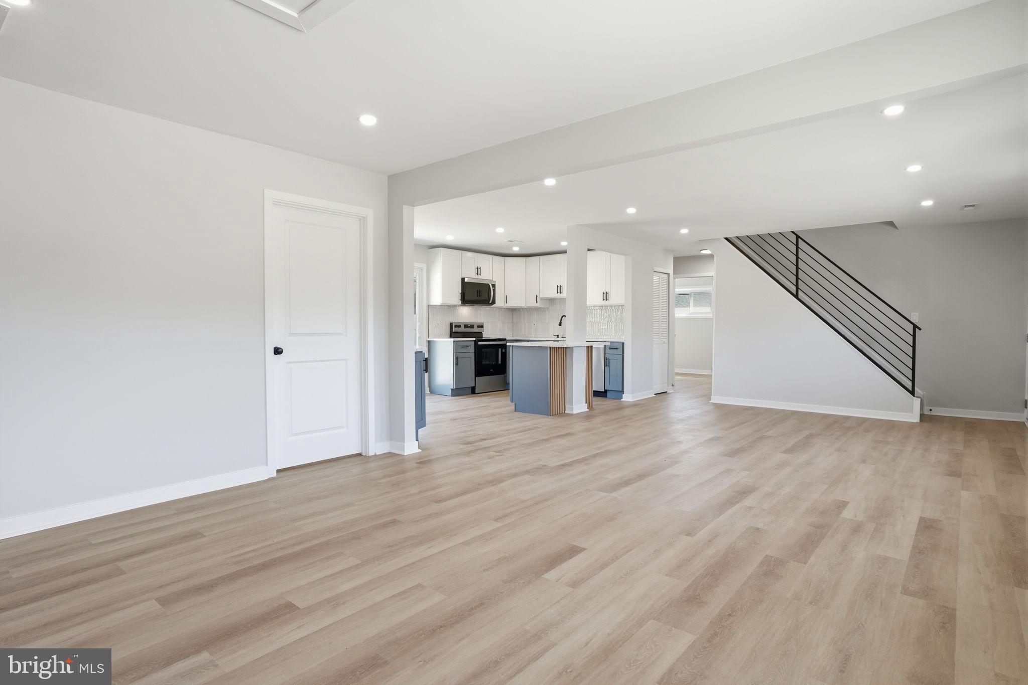 MILL CREEK FALLS - Residential