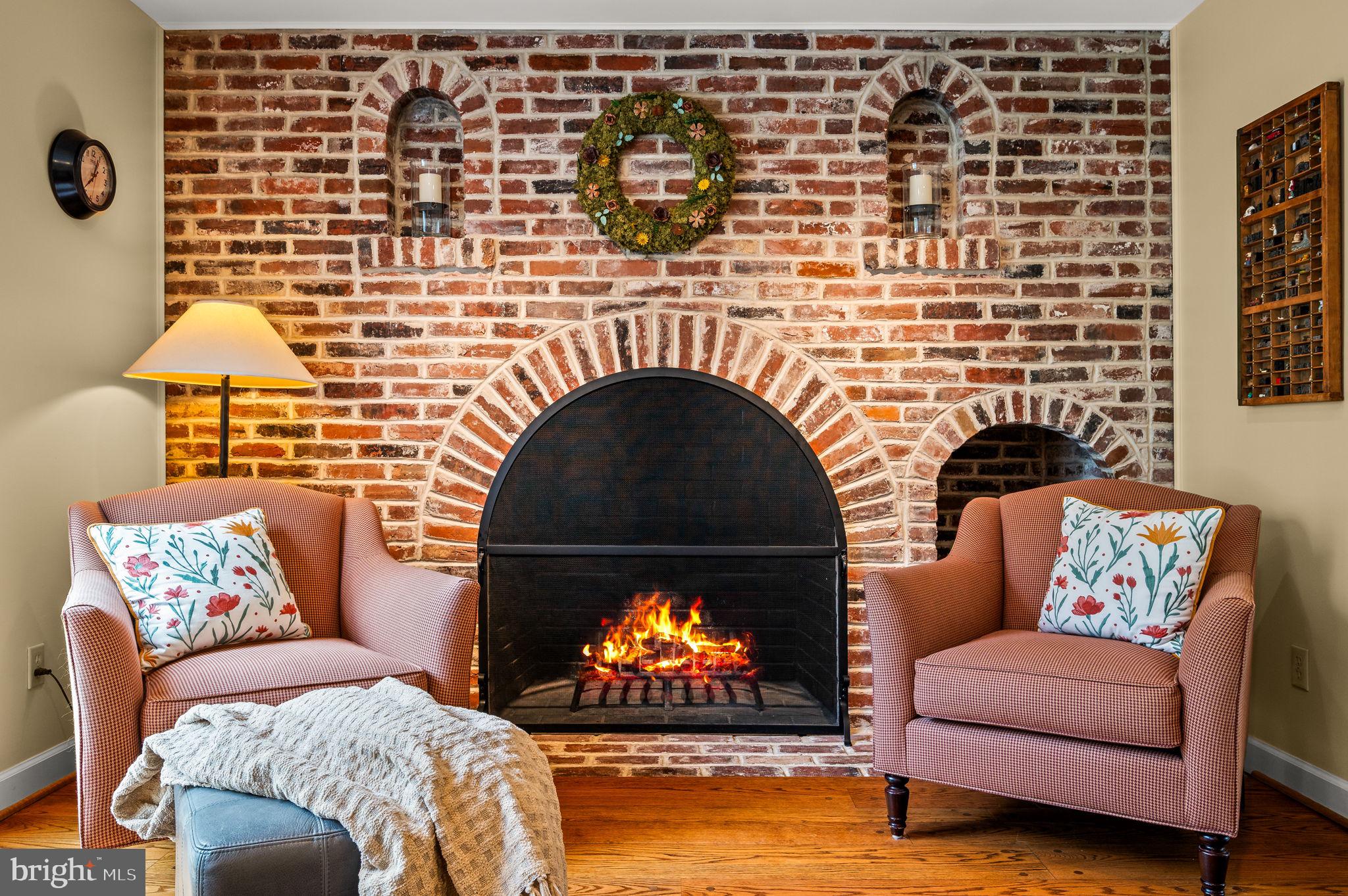 RADNOR HUNT - Residential