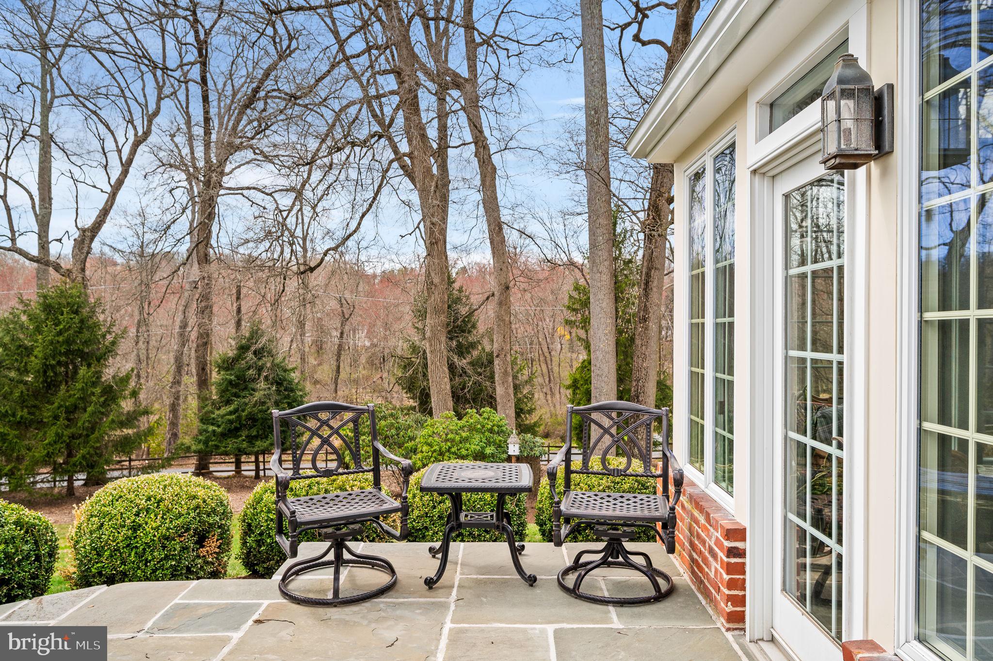 RADNOR HUNT - Residential