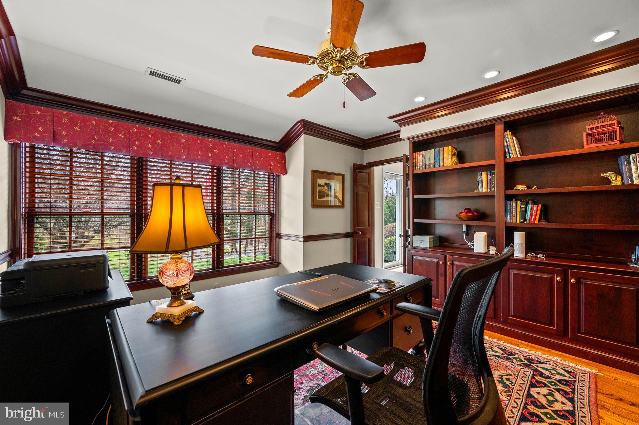 RADNOR HUNT - Residential