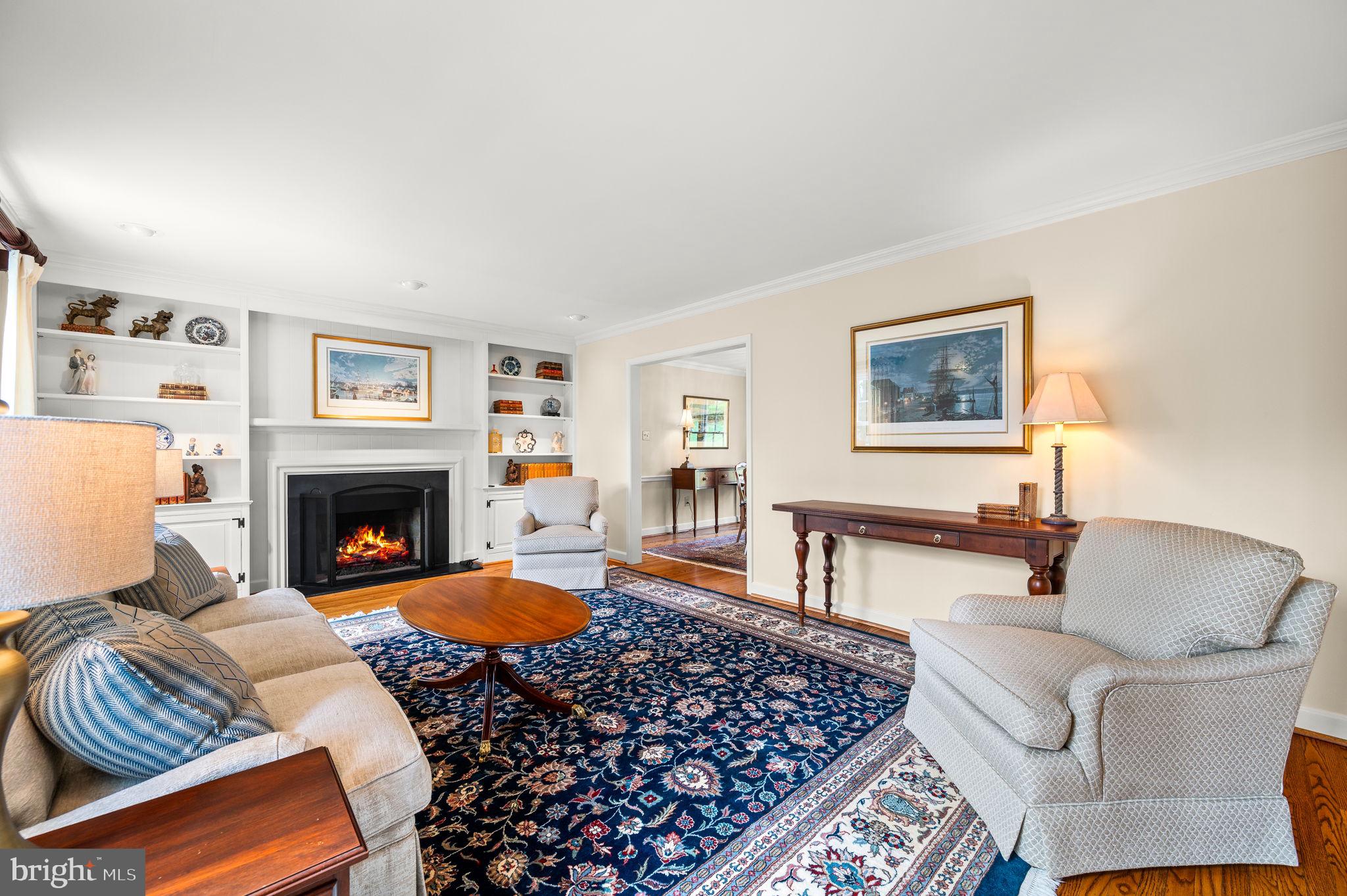 RADNOR HUNT - Residential