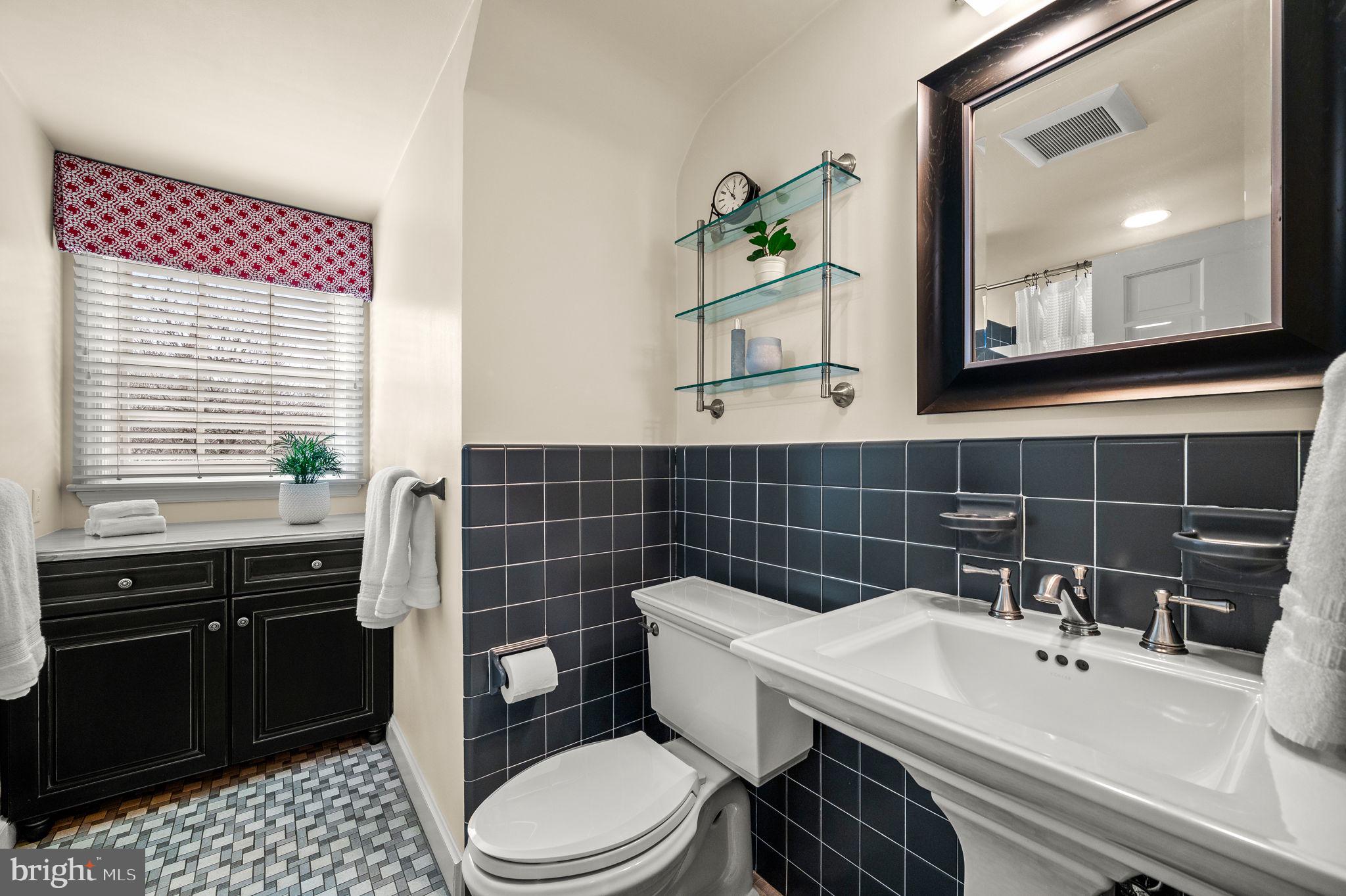 RADNOR HUNT - Residential