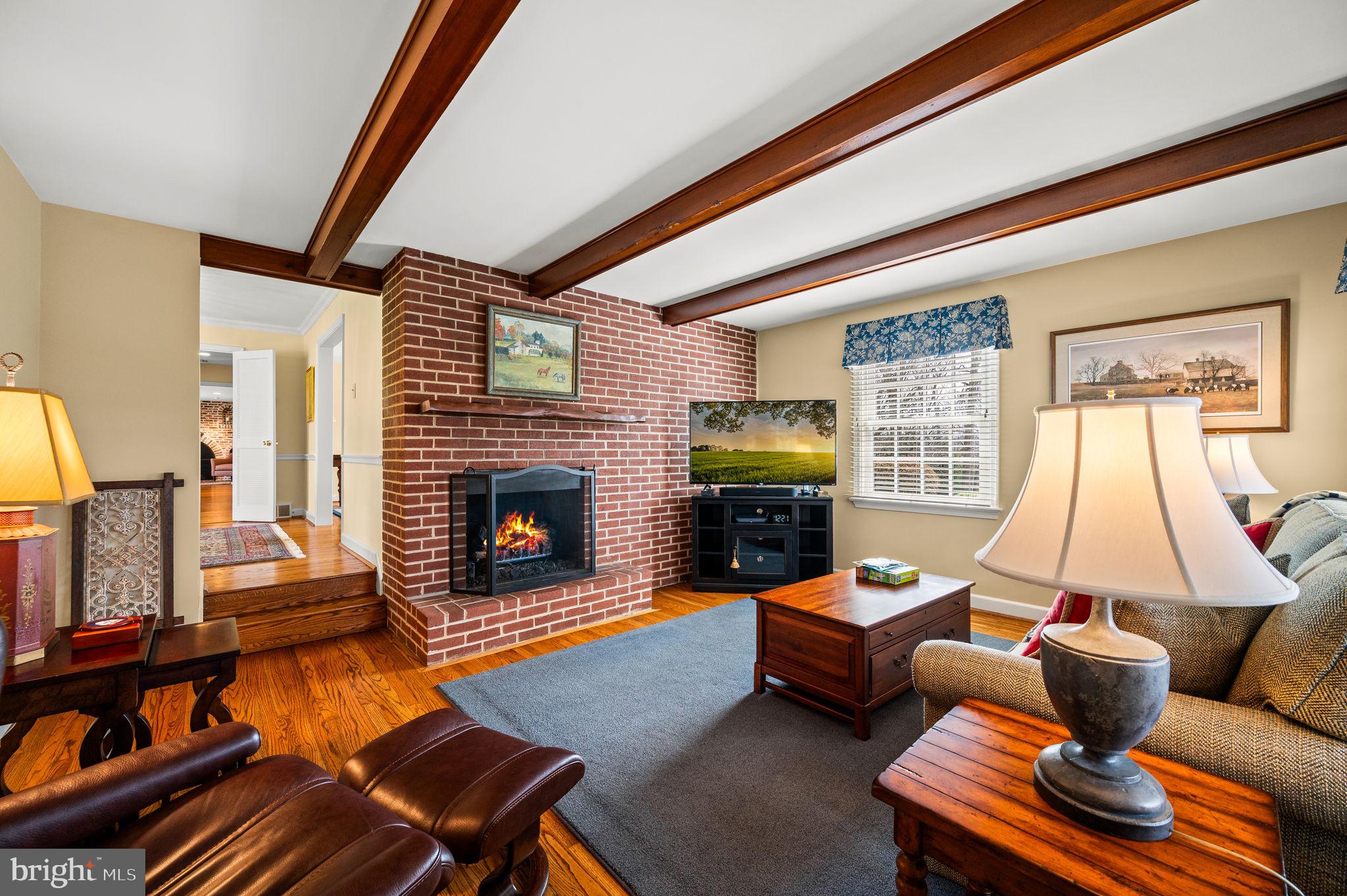 RADNOR HUNT - Residential