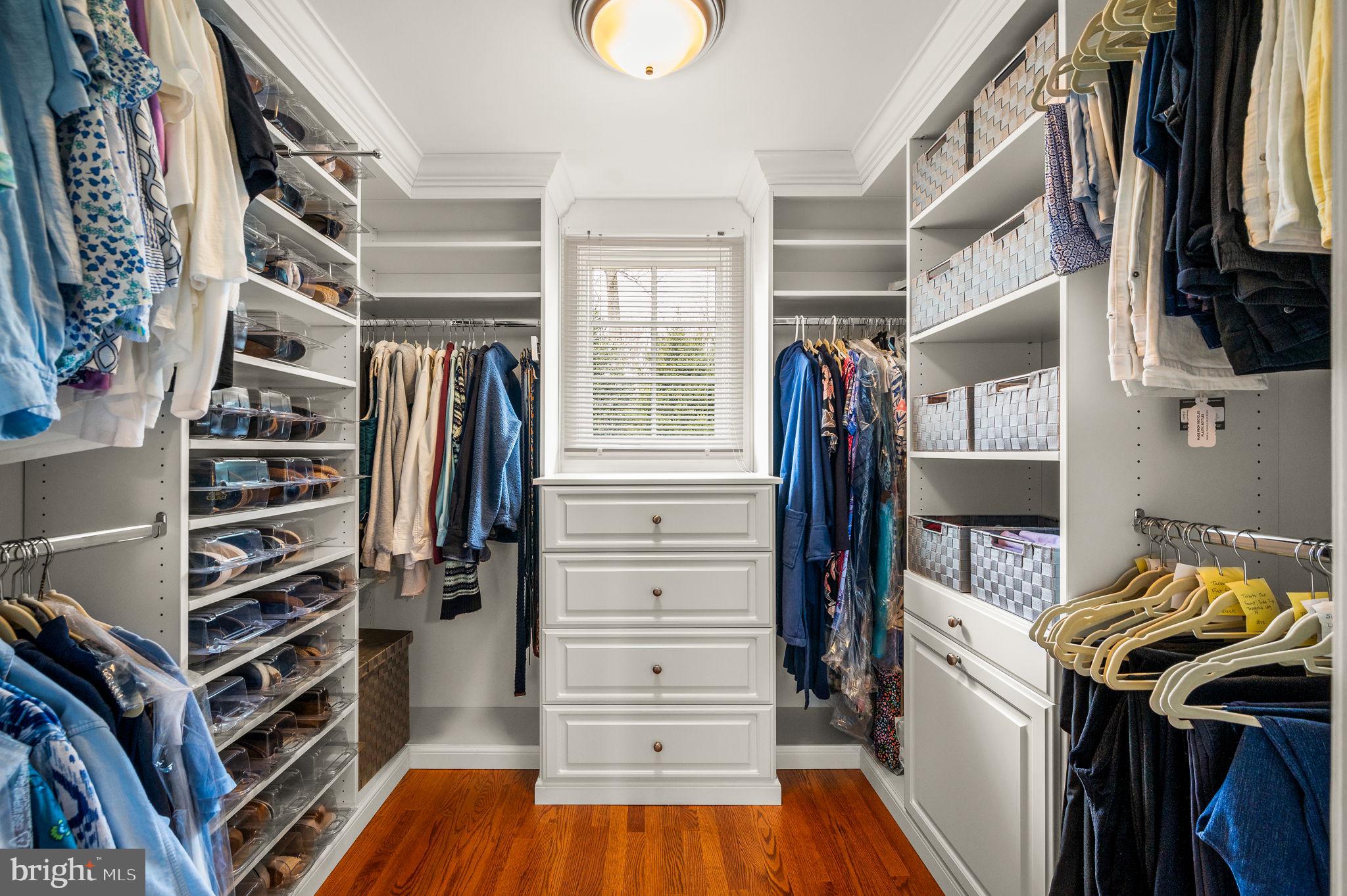 RADNOR HUNT - Residential