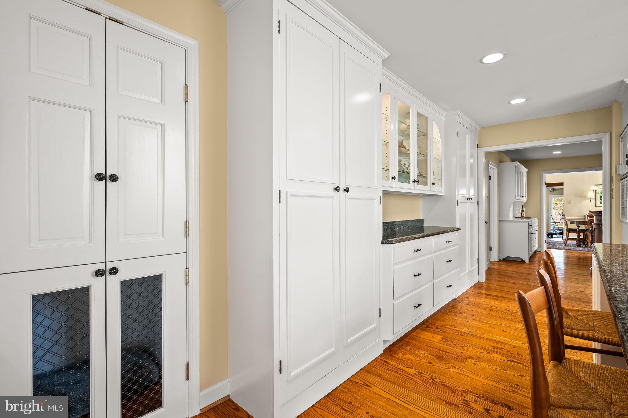 RADNOR HUNT - Residential