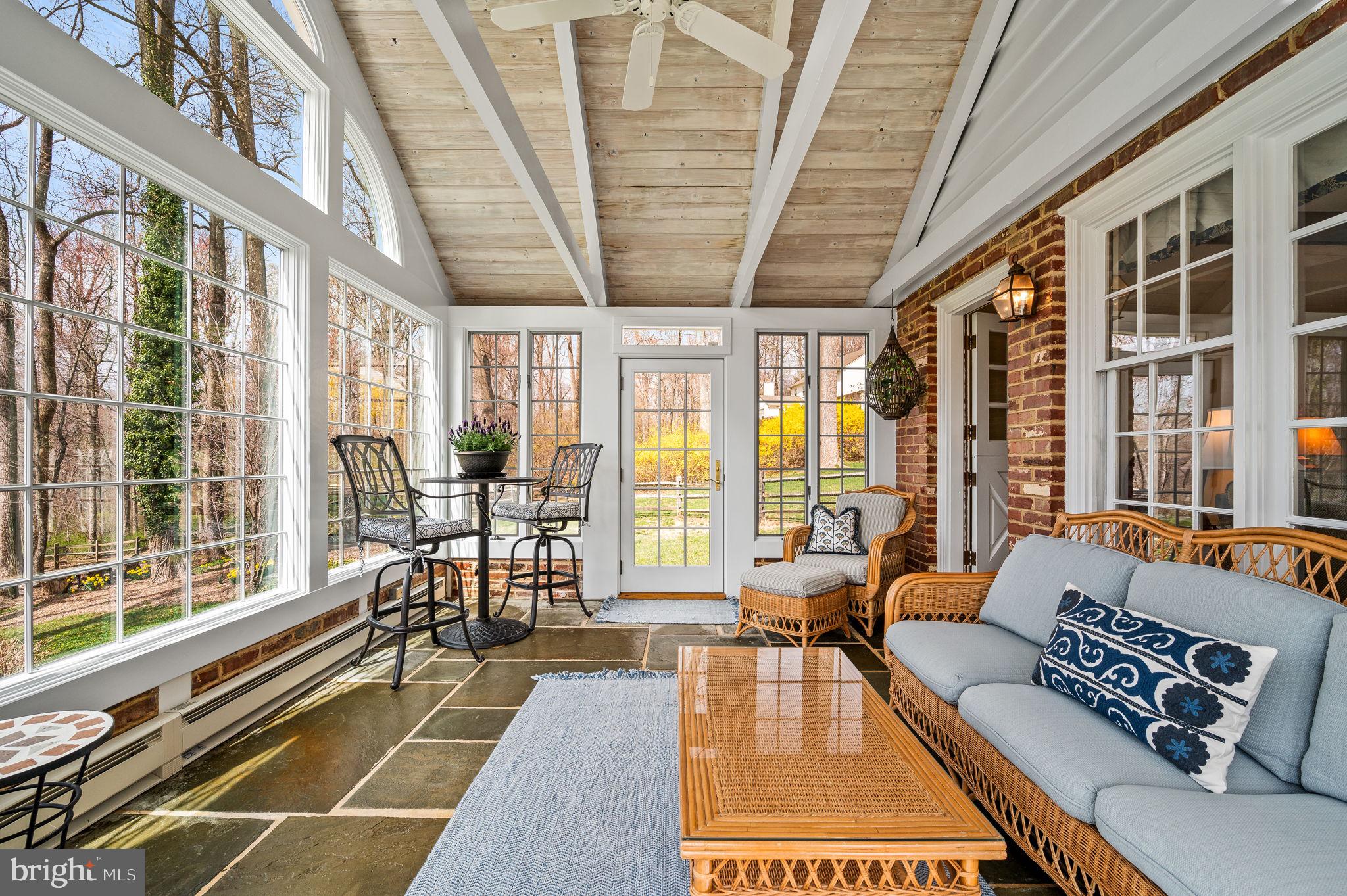 RADNOR HUNT - Residential