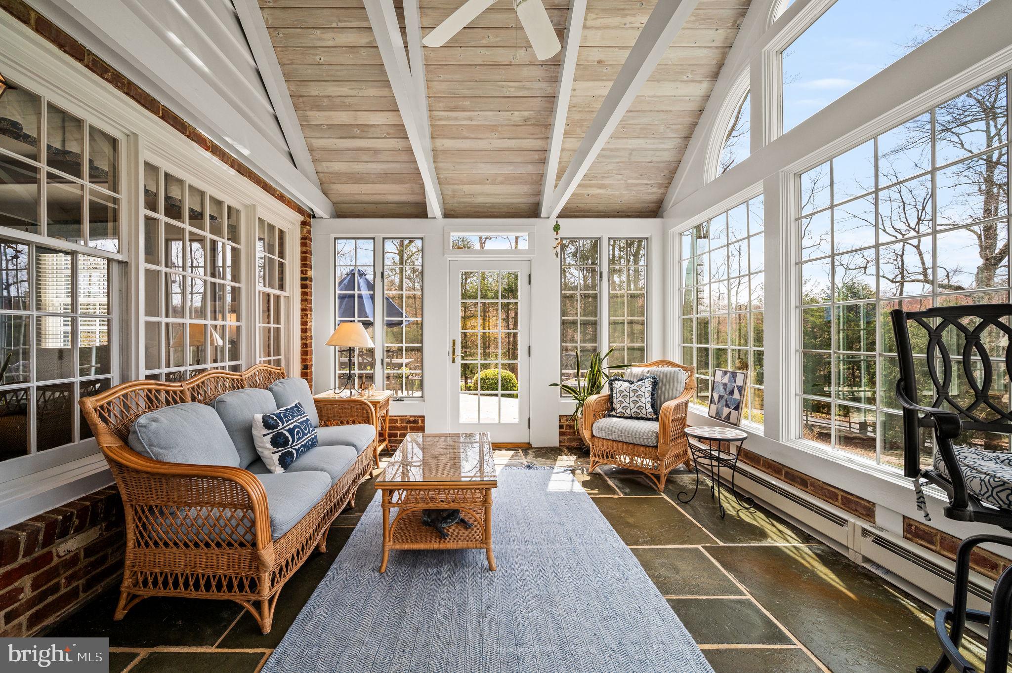 RADNOR HUNT - Residential