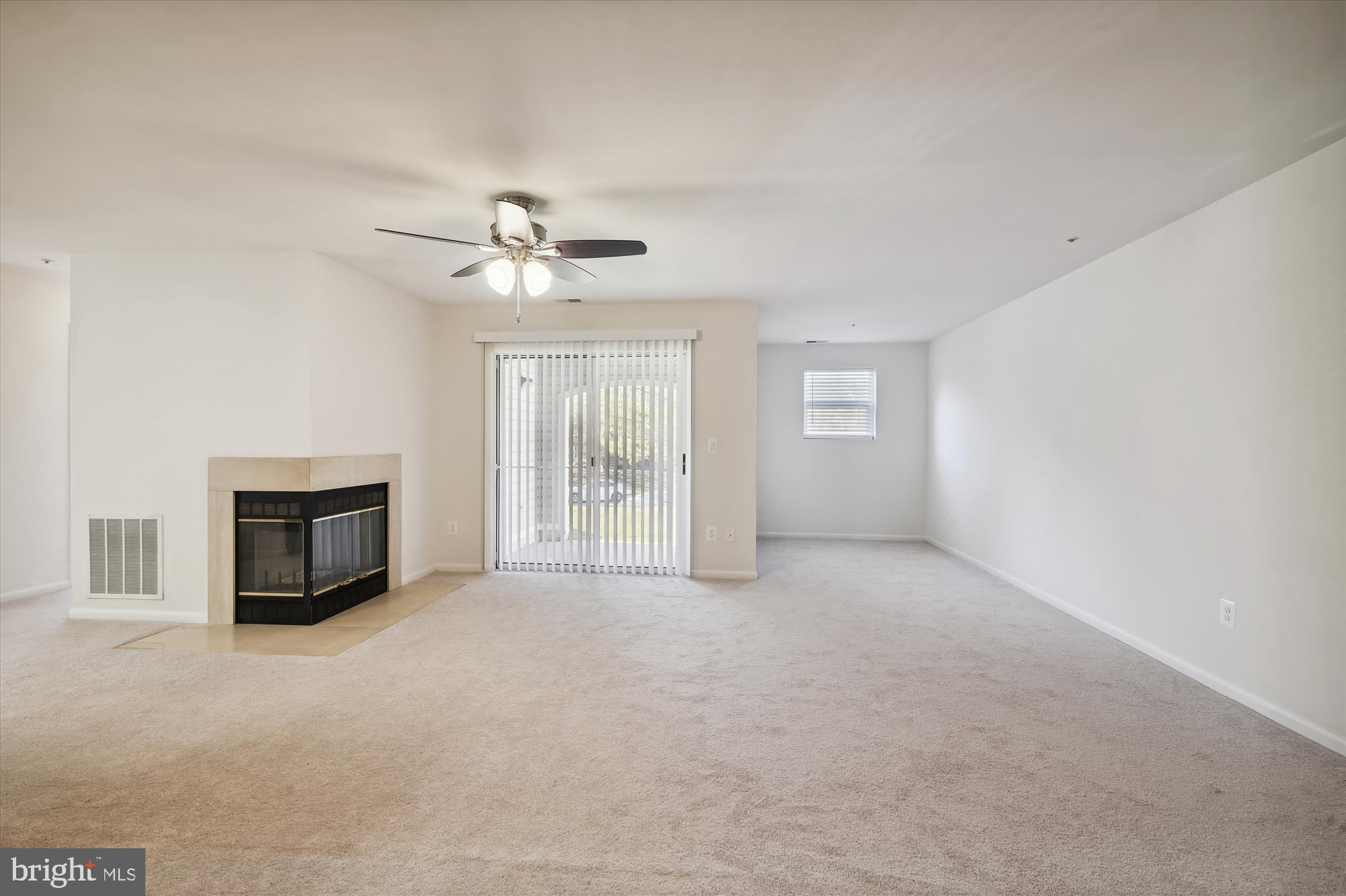 ANNAPOLIS OVERLOOK - Residential Lease