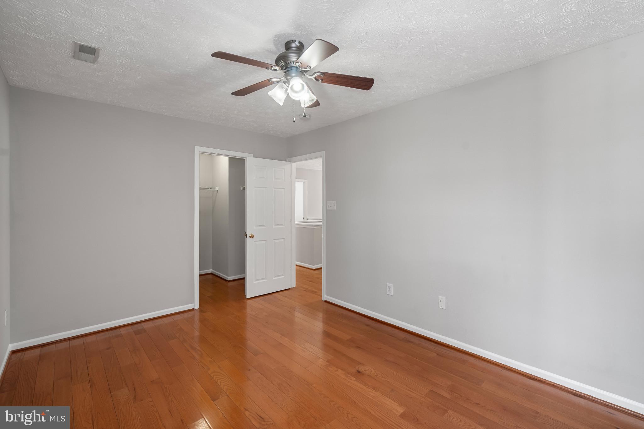 VILLAGE OF RIVER HILL - Residential