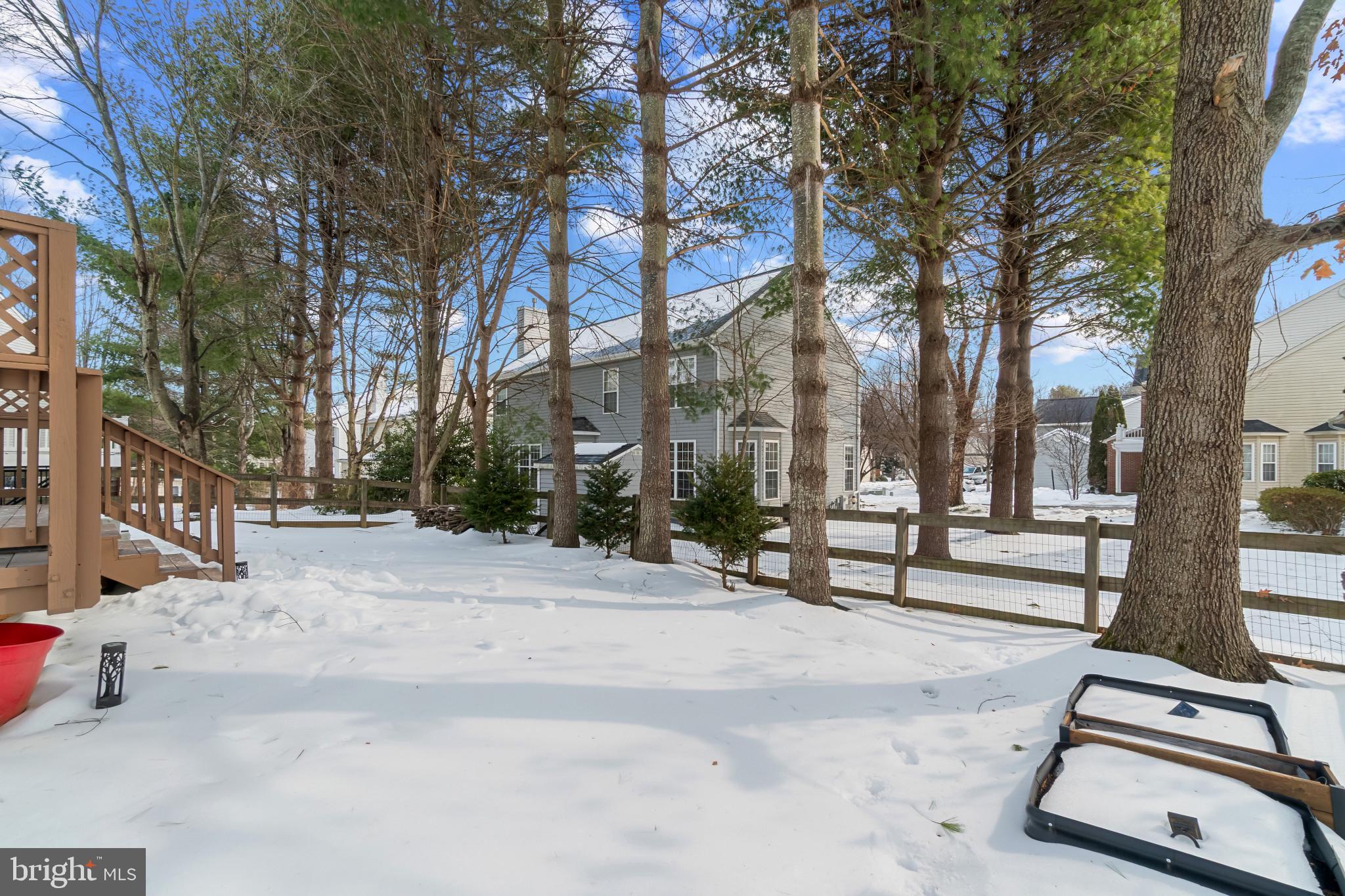 VILLAGE OF RIVER HILL - Residential