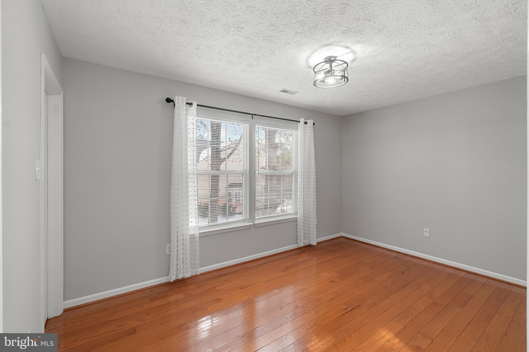 VILLAGE OF RIVER HILL - Residential