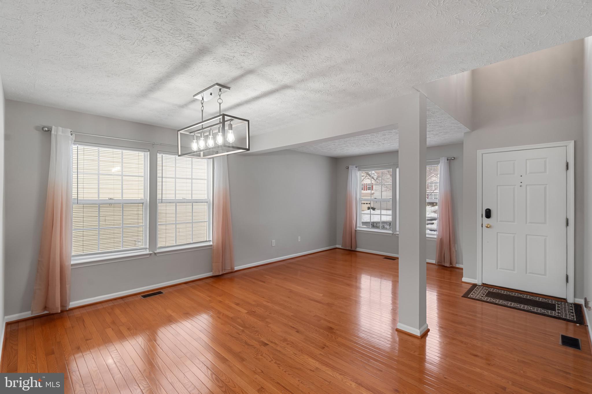 VILLAGE OF RIVER HILL - Residential