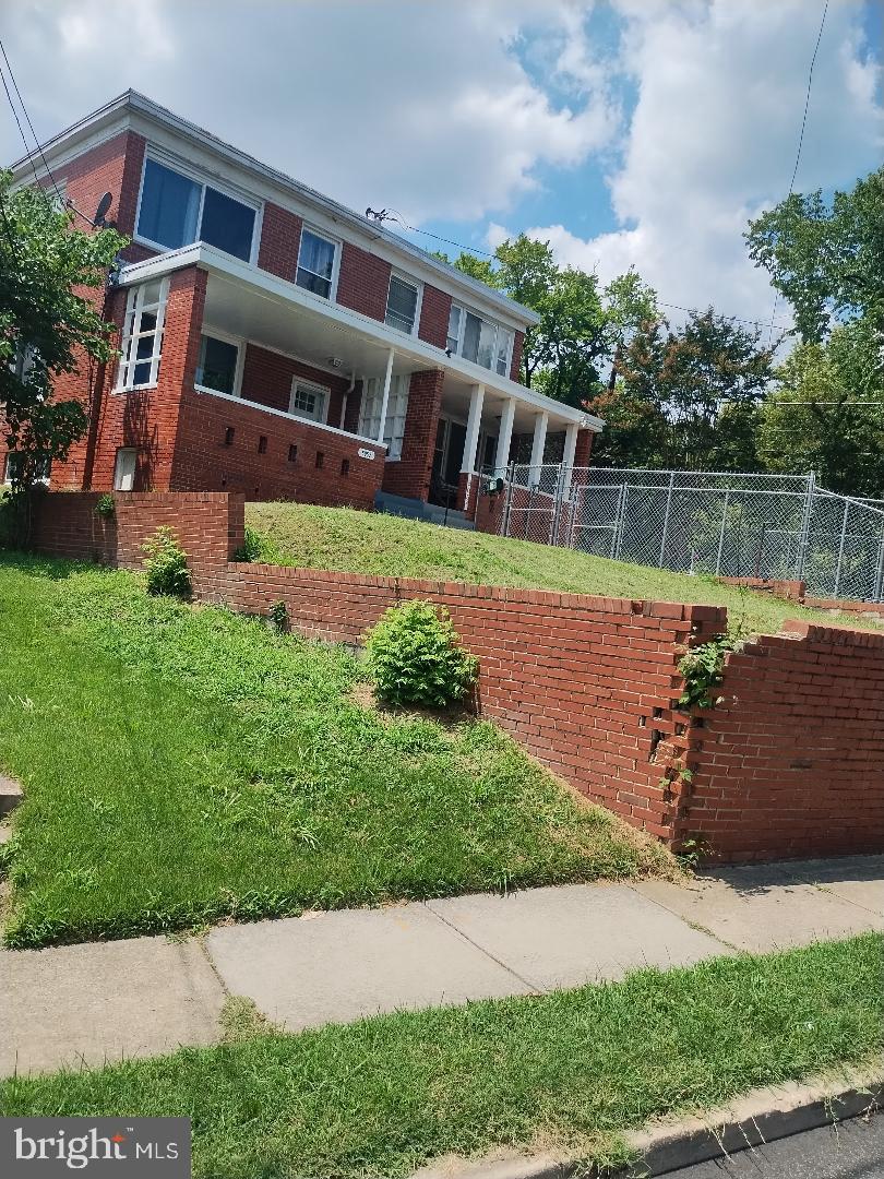 5052 SARGENT ROAD NE