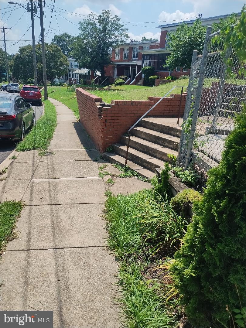 5052 SARGENT ROAD NE