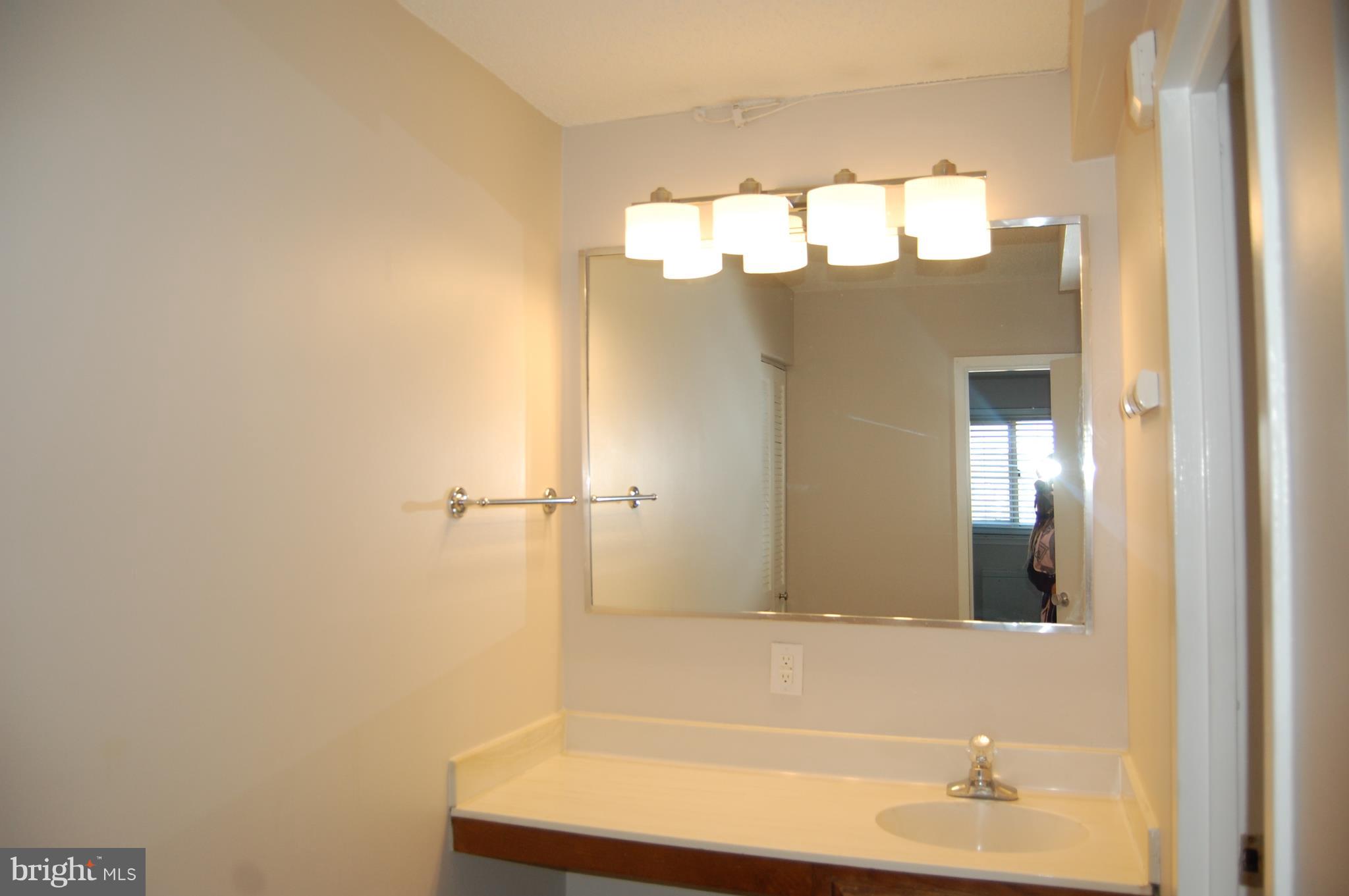 PARC EAST - Residential Lease