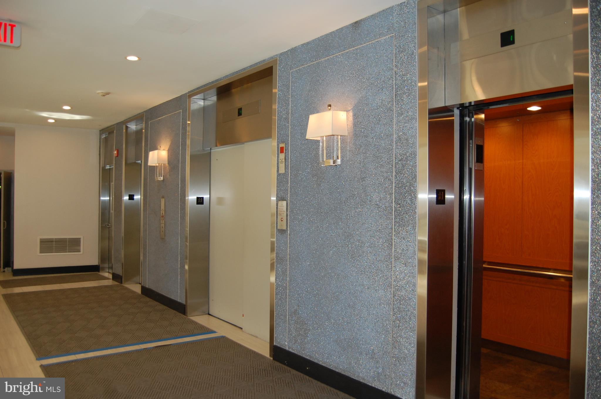 PARC EAST - Residential Lease