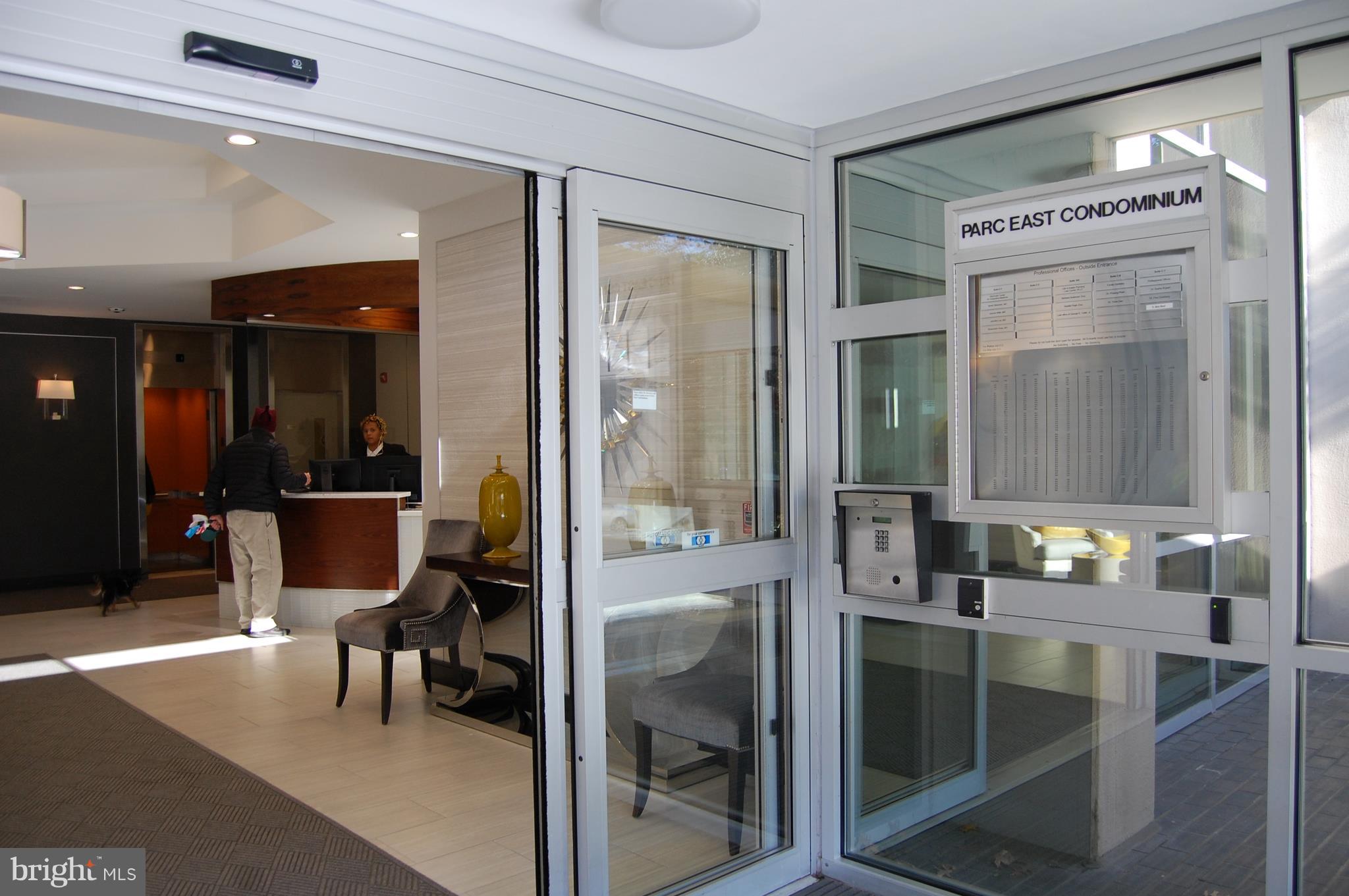 PARC EAST - Residential Lease