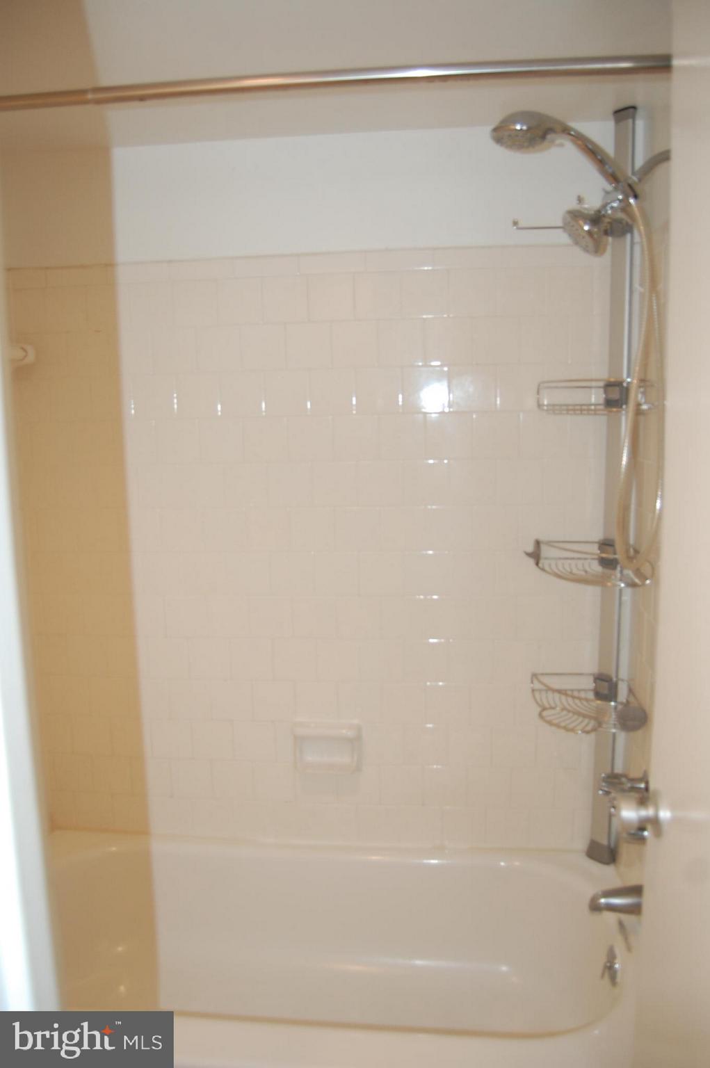 PARC EAST - Residential Lease