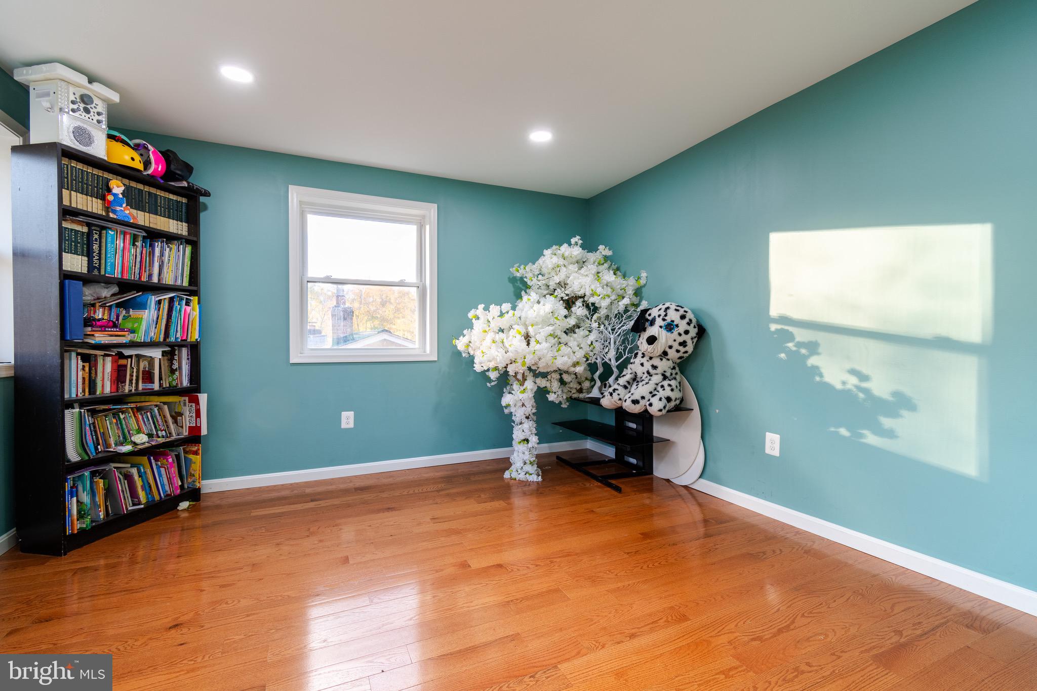 CALTOR MANOR - Residential