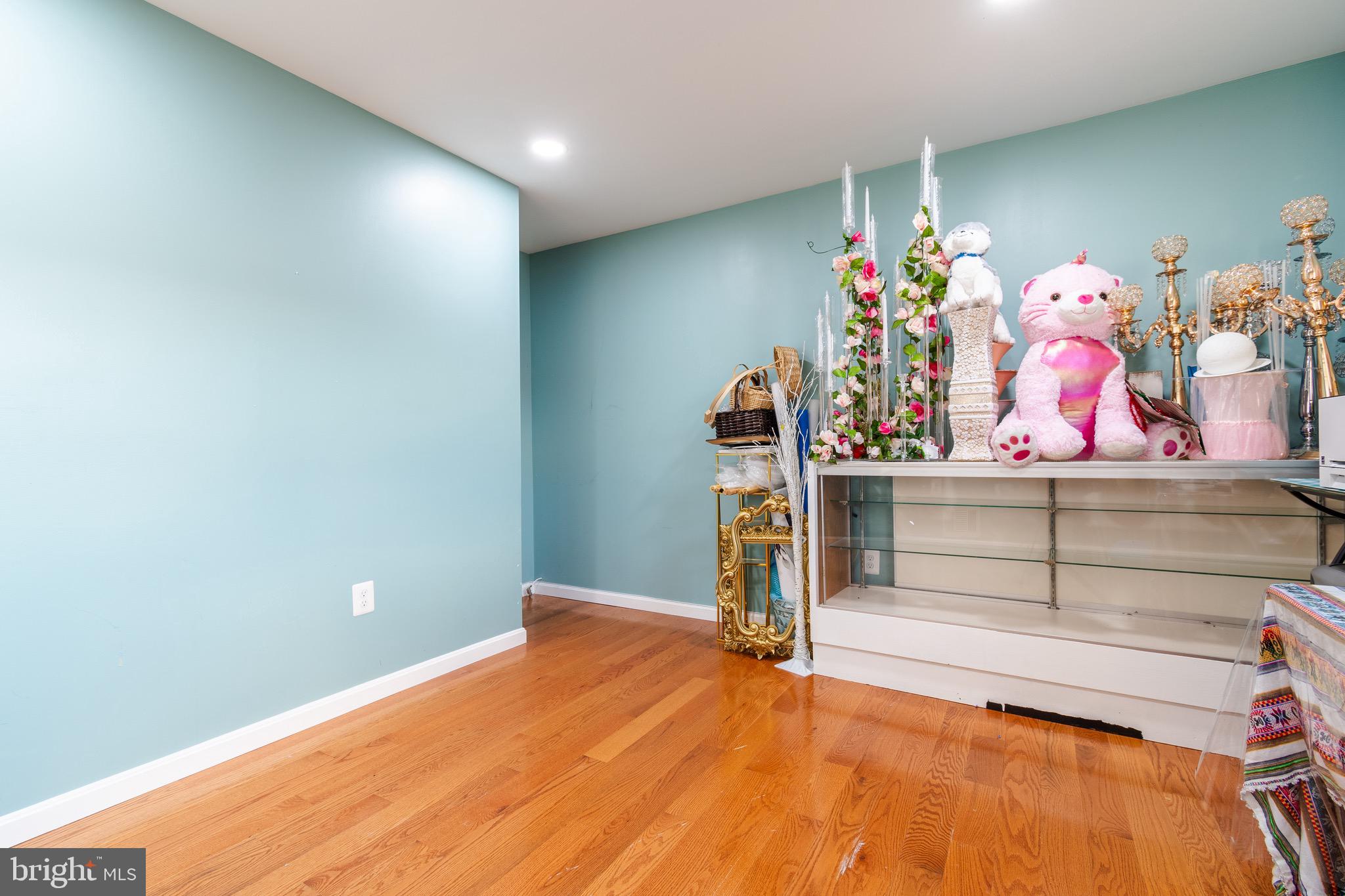 CALTOR MANOR - Residential