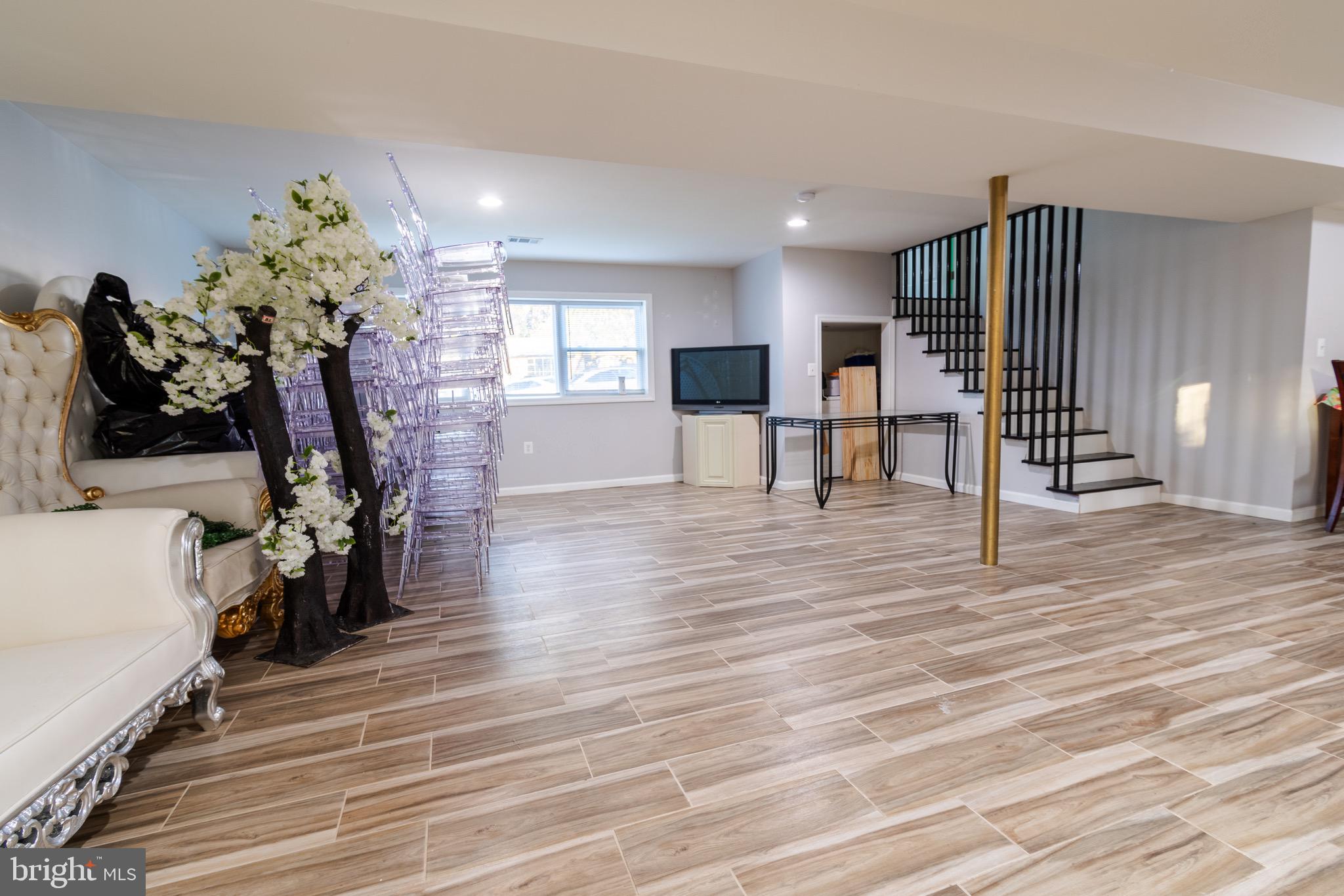 CALTOR MANOR - Residential