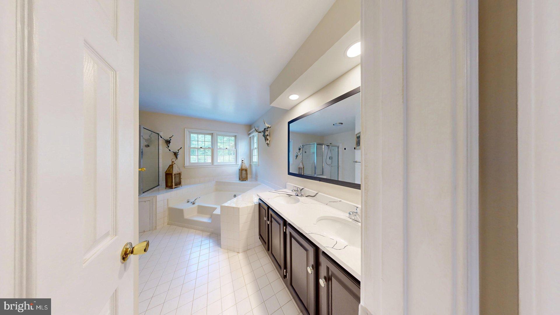 GUNNERS LAKE VILLAGE - Residential