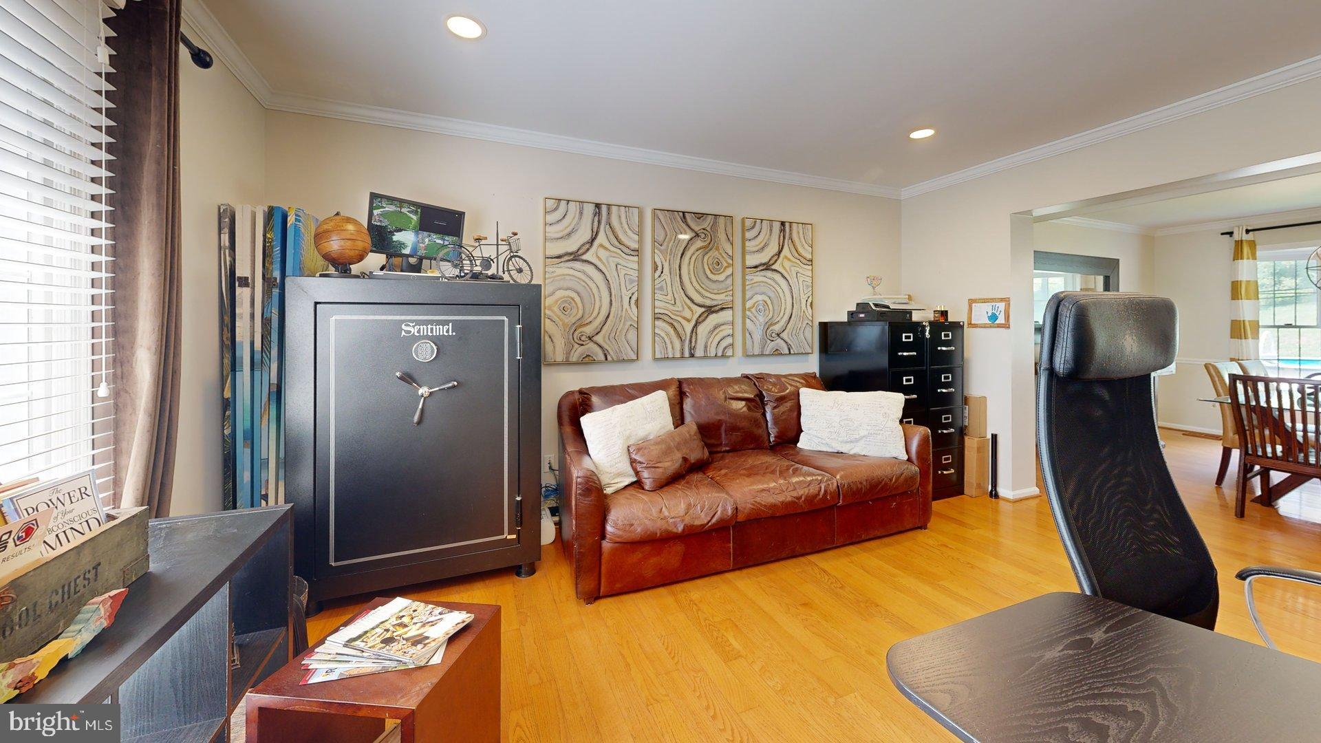 GUNNERS LAKE VILLAGE - Residential