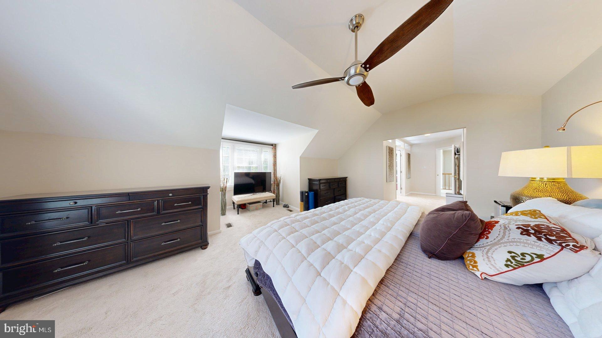 GUNNERS LAKE VILLAGE - Residential