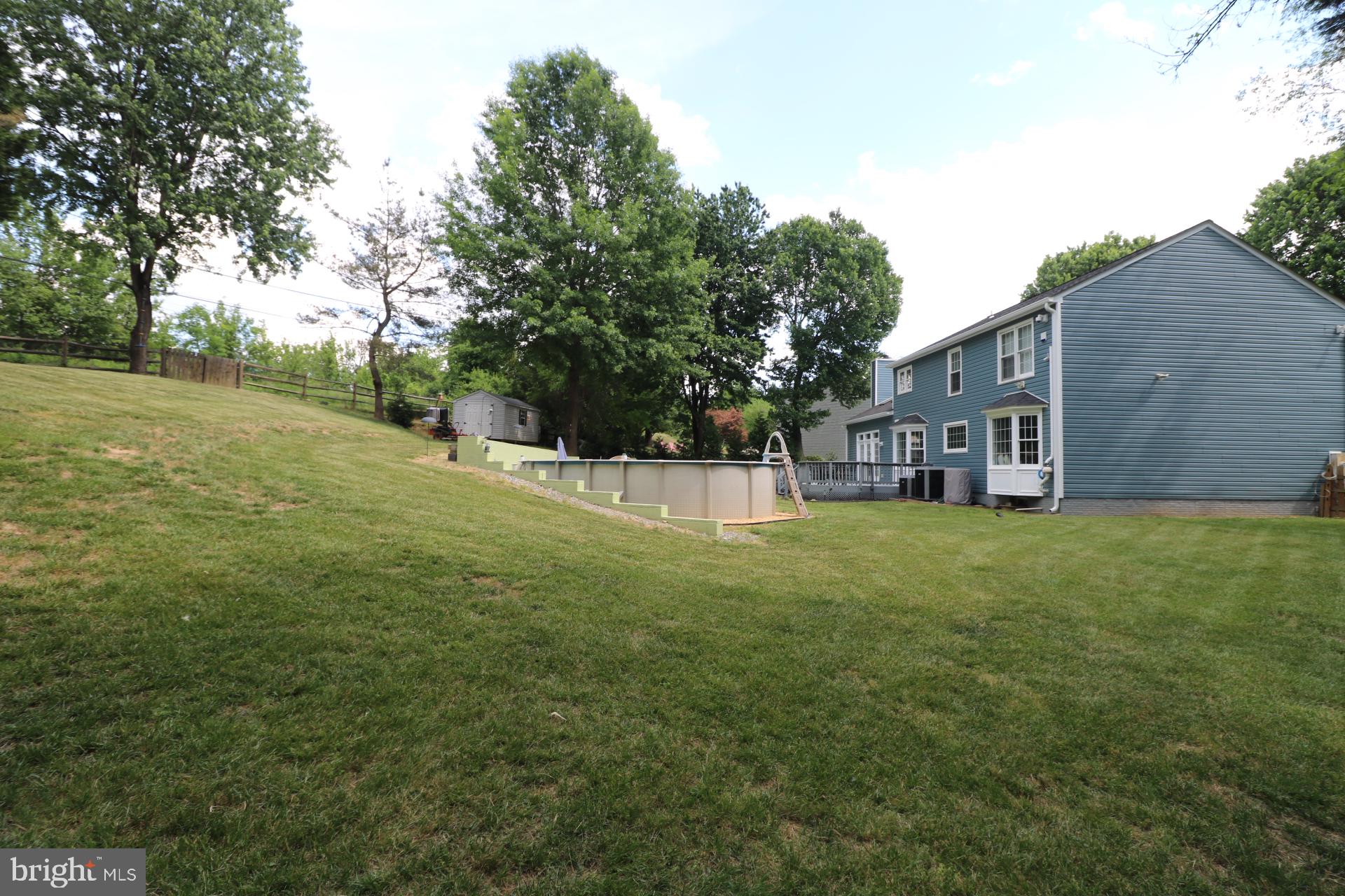 GUNNERS LAKE VILLAGE - Residential