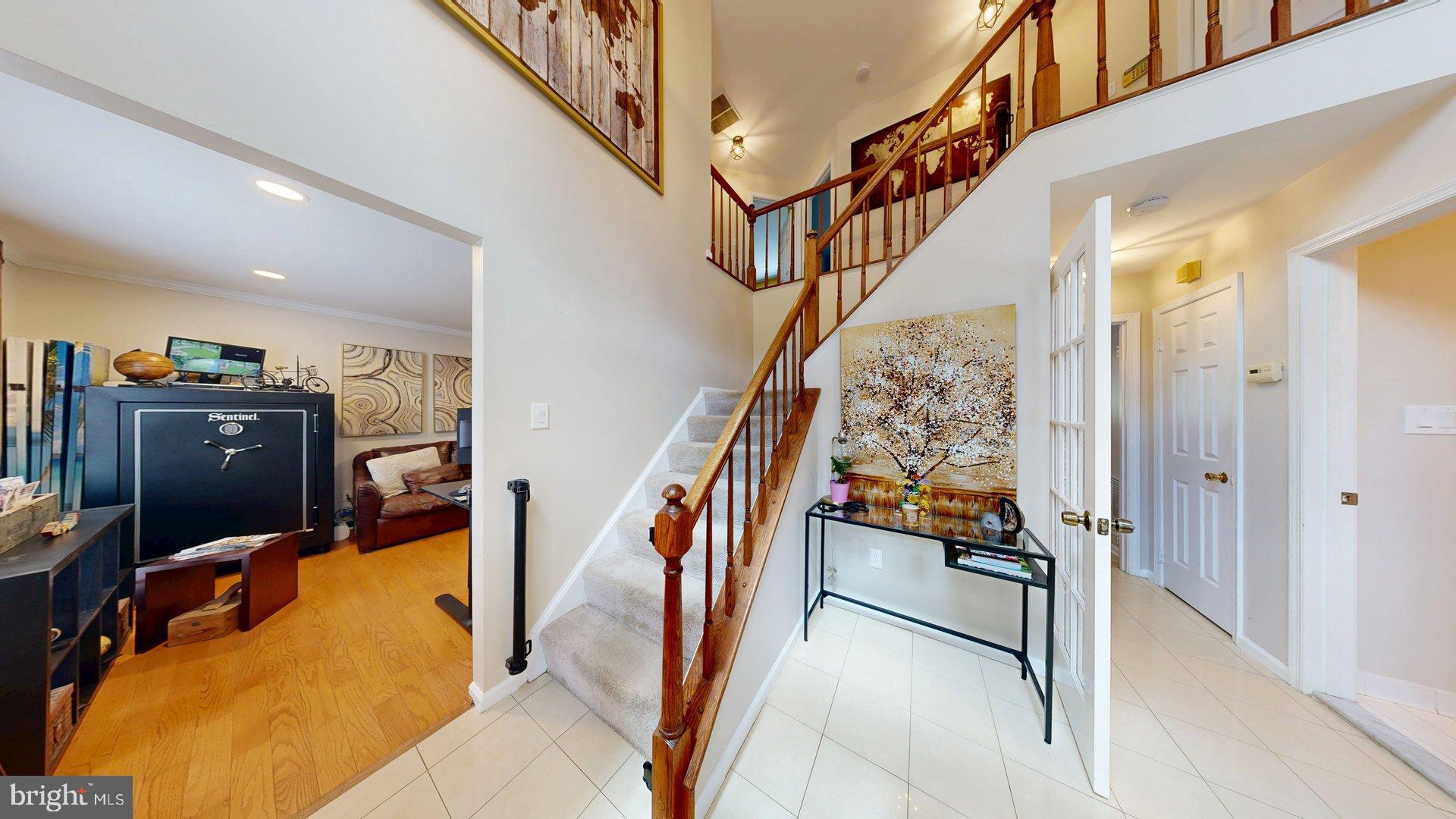 GUNNERS LAKE VILLAGE - Residential