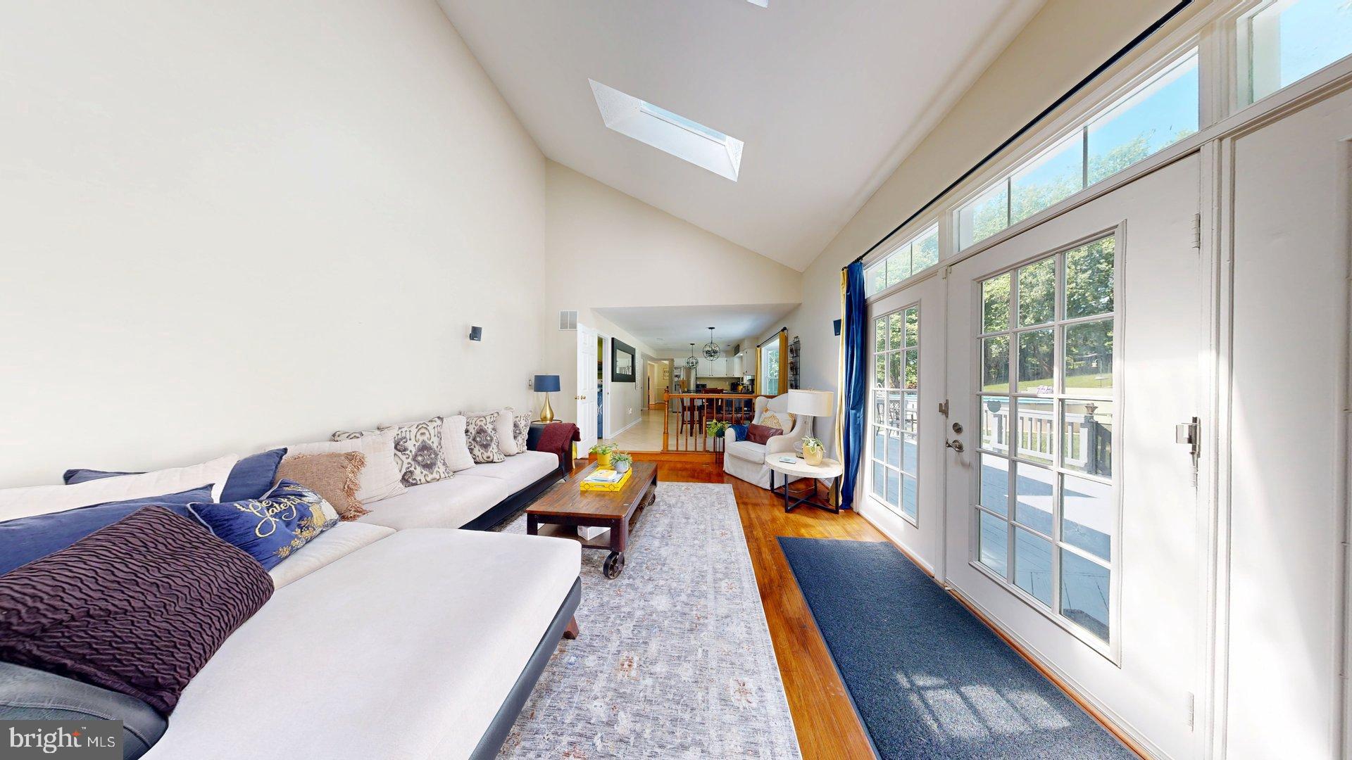 GUNNERS LAKE VILLAGE - Residential