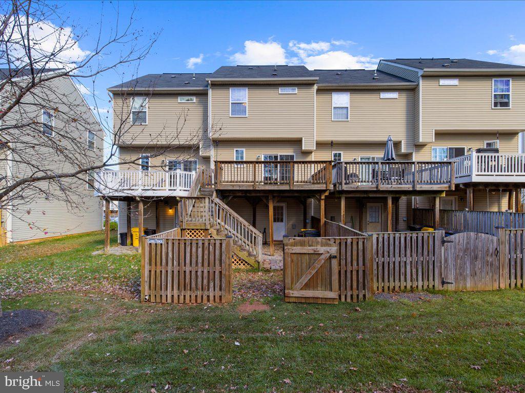 TANYARD SPRINGS - Residential